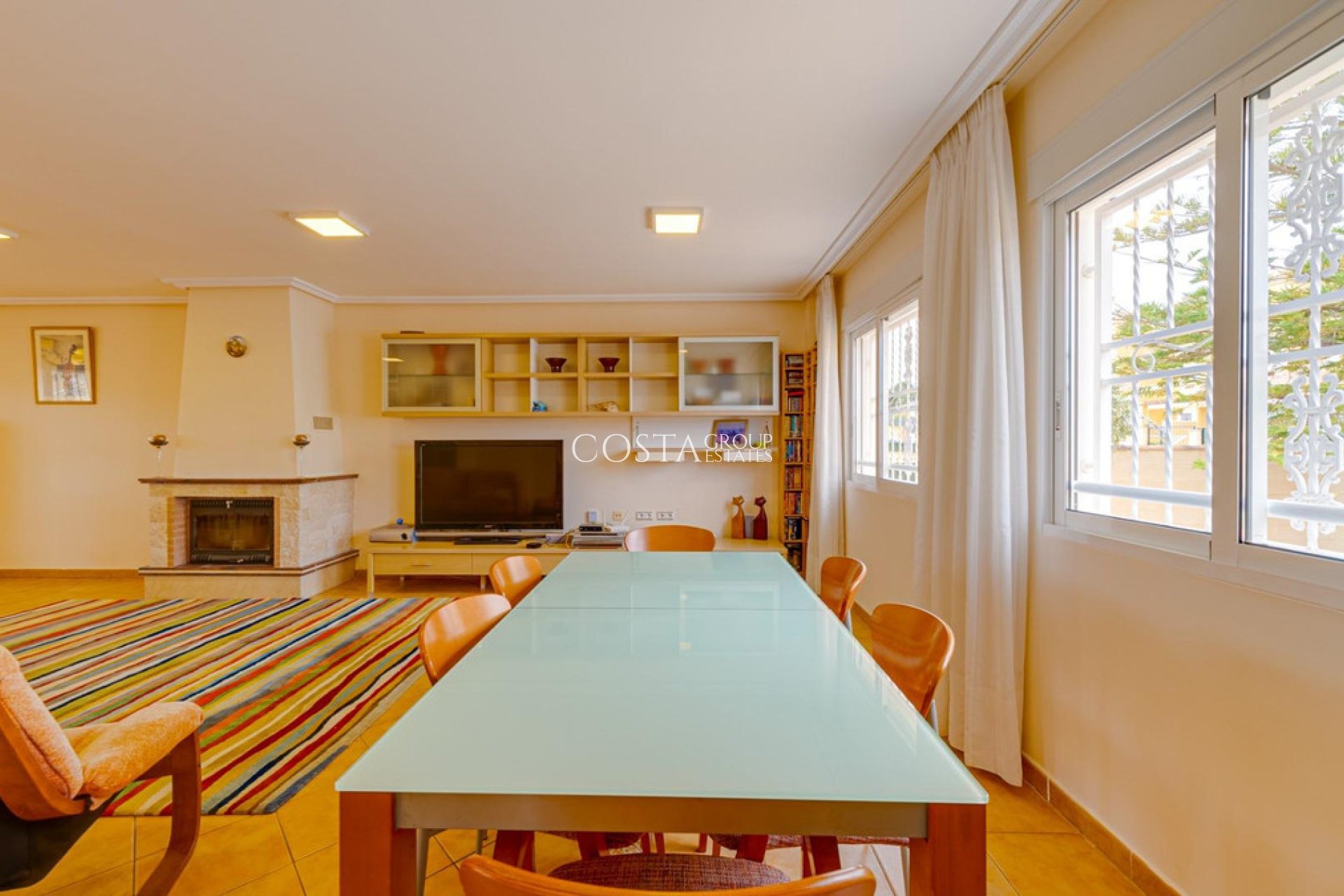 Wiederverkauf - House -
Torrevieja - Torrevieja Centro