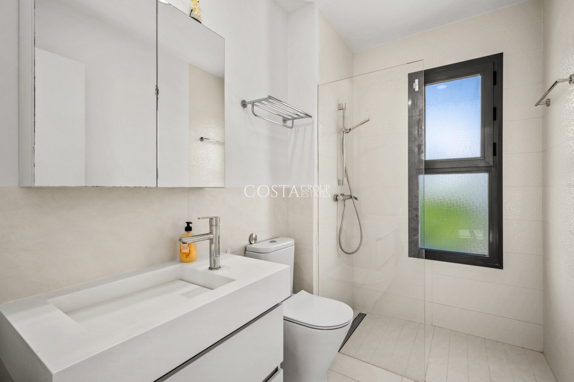 Wiederverkauf - House -
Torrevieja - Torrevieja Centro