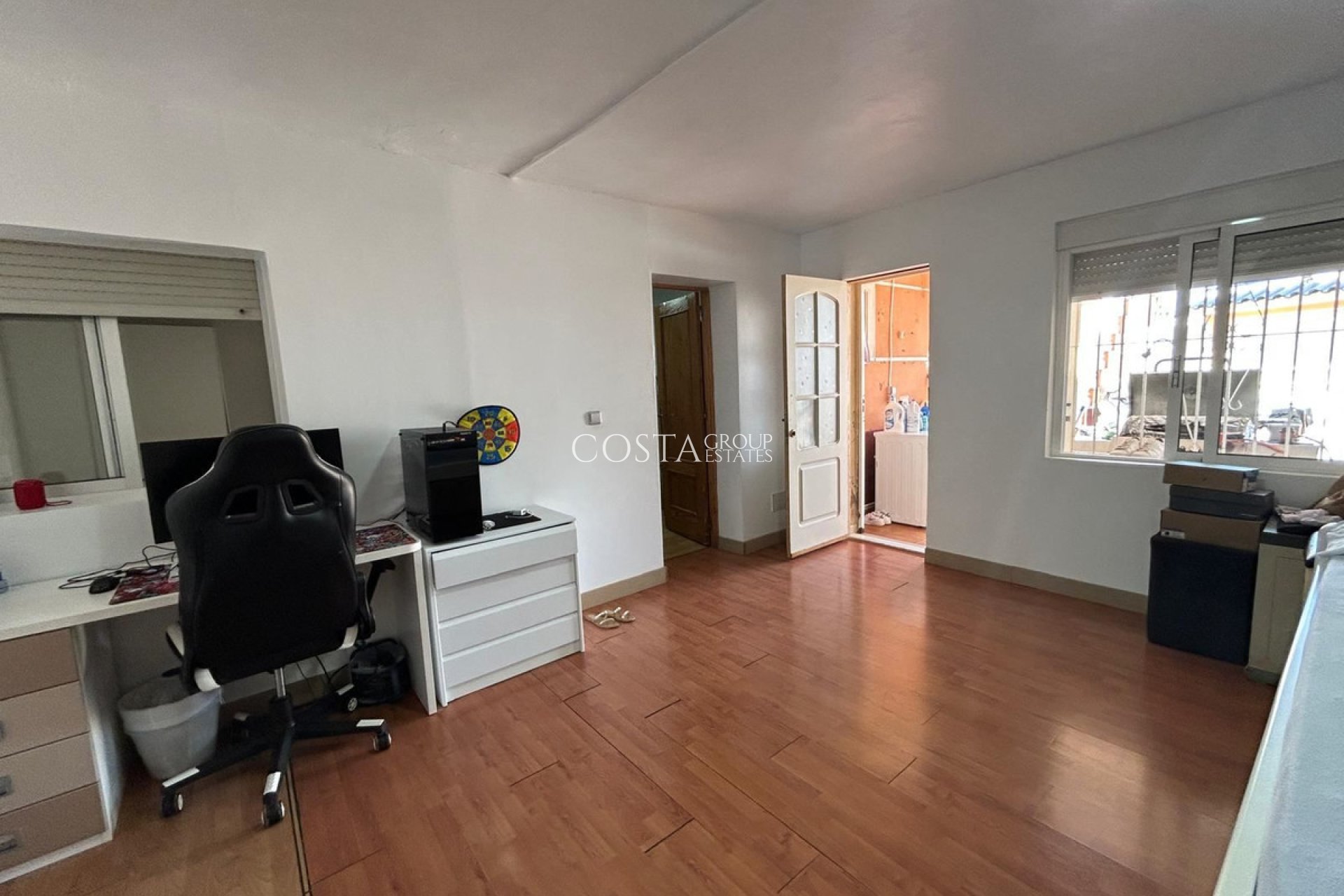 Wiederverkauf - House -
Torrevieja - Torrevieja Centro