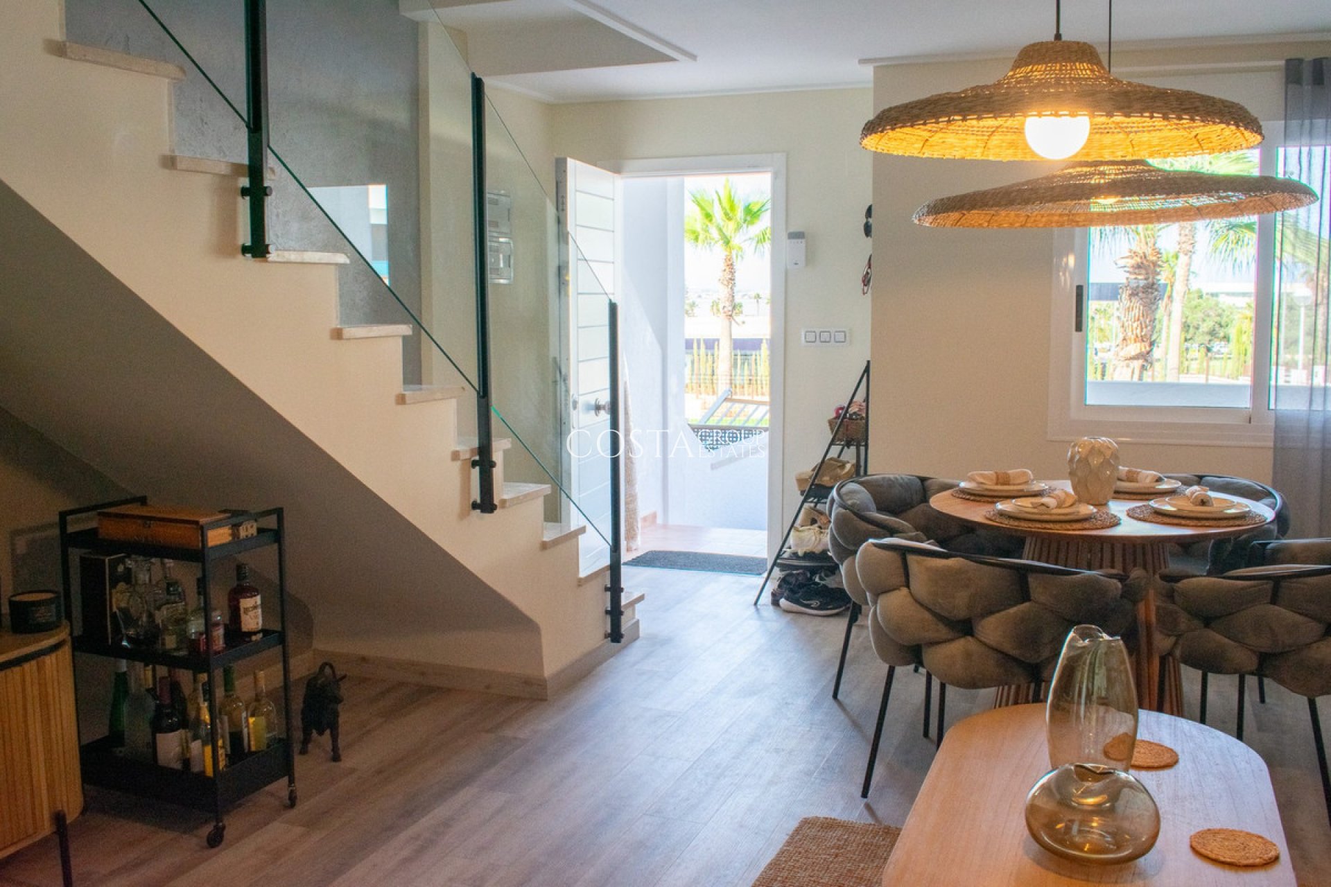 Wiederverkauf - House -
Torrevieja - Torrevieja Centro