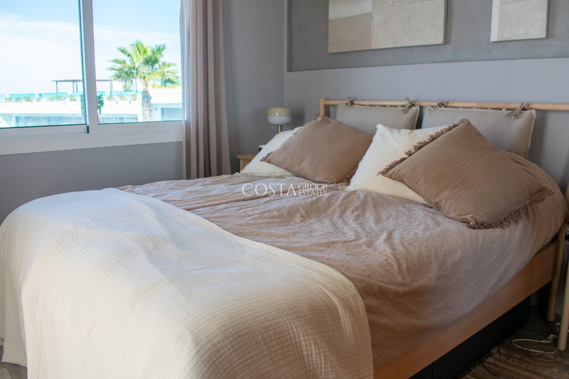 Wiederverkauf - House -
Torrevieja - Torrevieja Centro