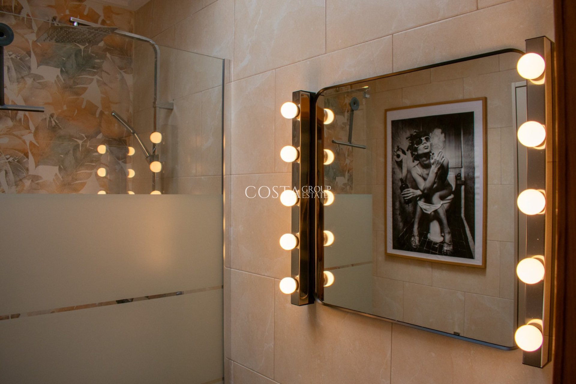 Wiederverkauf - House -
Torrevieja - Torrevieja Centro