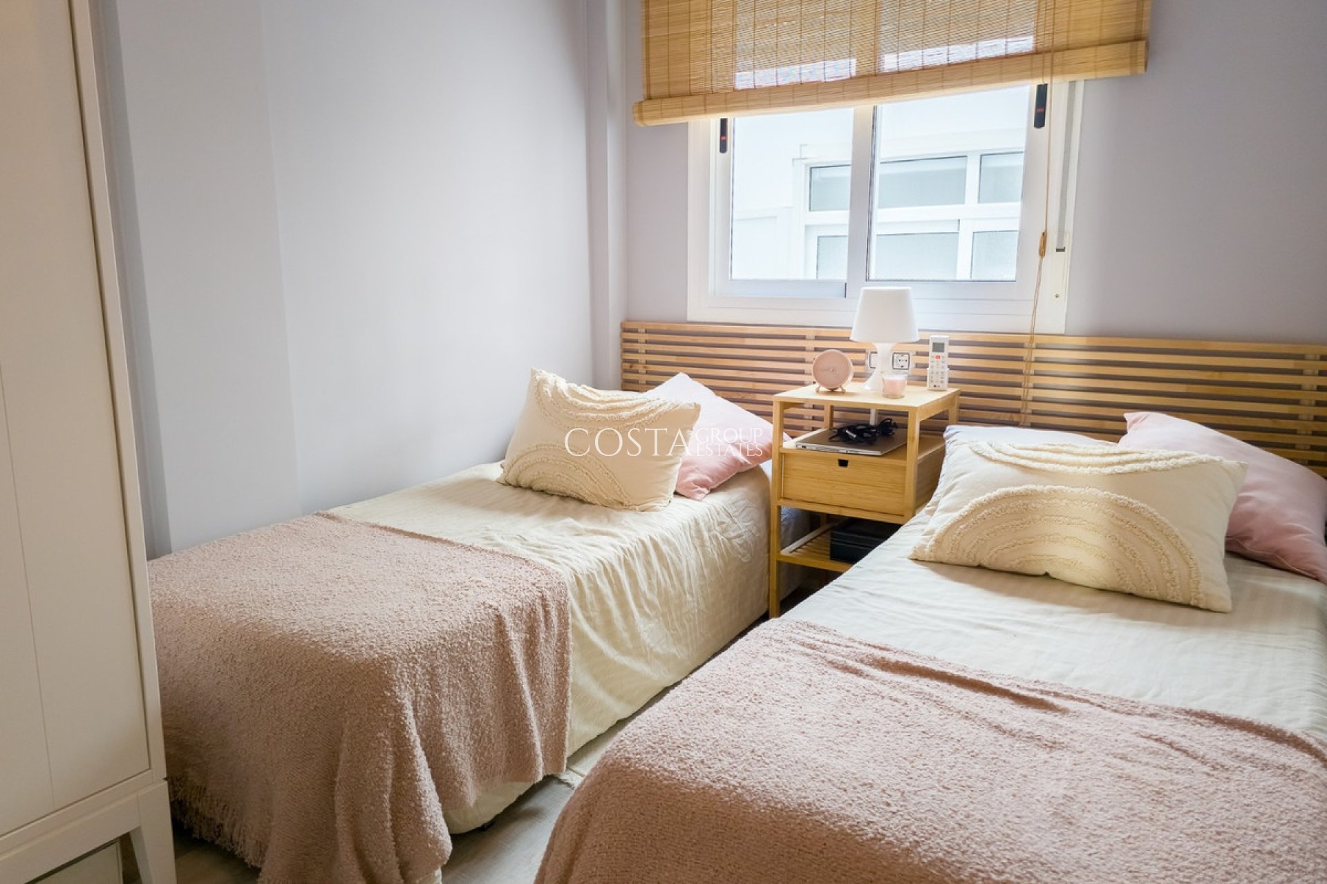 Wiederverkauf - House -
Torrevieja - Torrevieja Centro