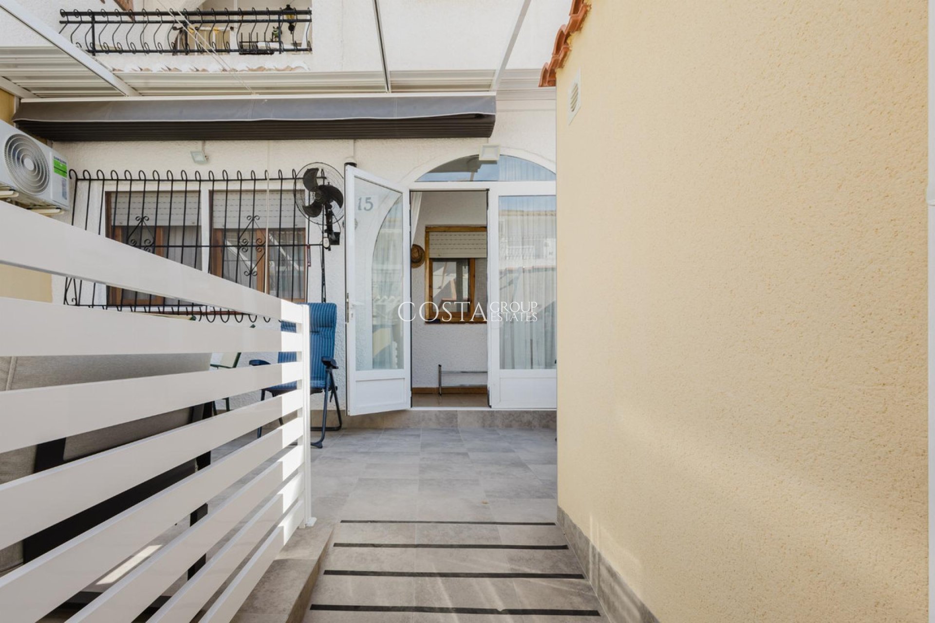 Wiederverkauf - House -
Torrevieja - Torrevieja Centro