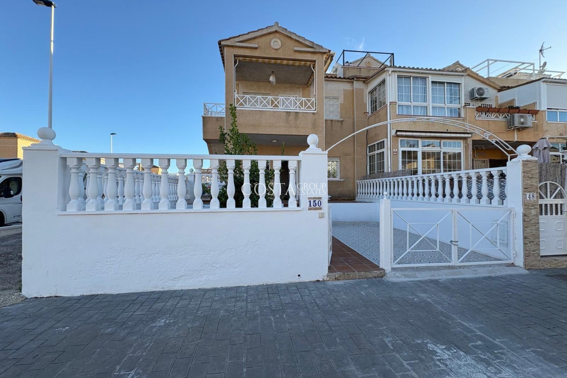 Wiederverkauf - House -
Torrevieja - Torrevieja Centro