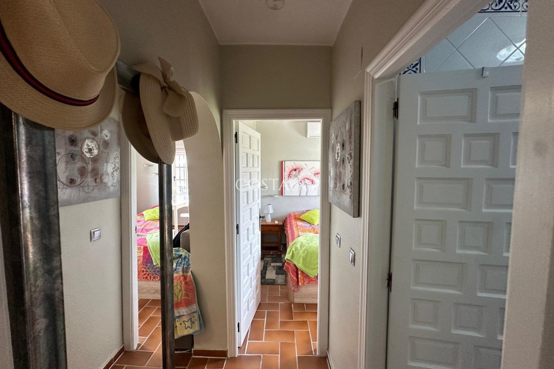 Wiederverkauf - House -
Torrevieja - Torrevieja Centro