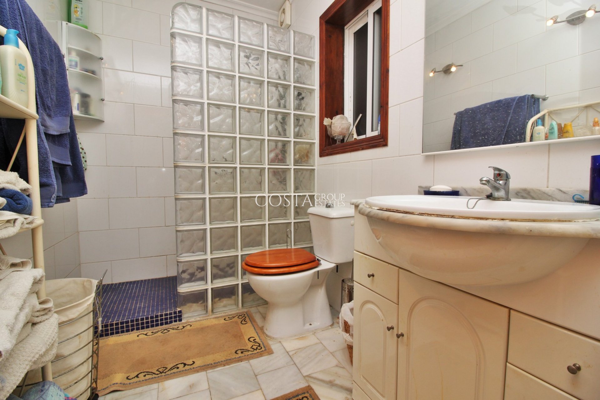 Wiederverkauf - House -
Villamartín