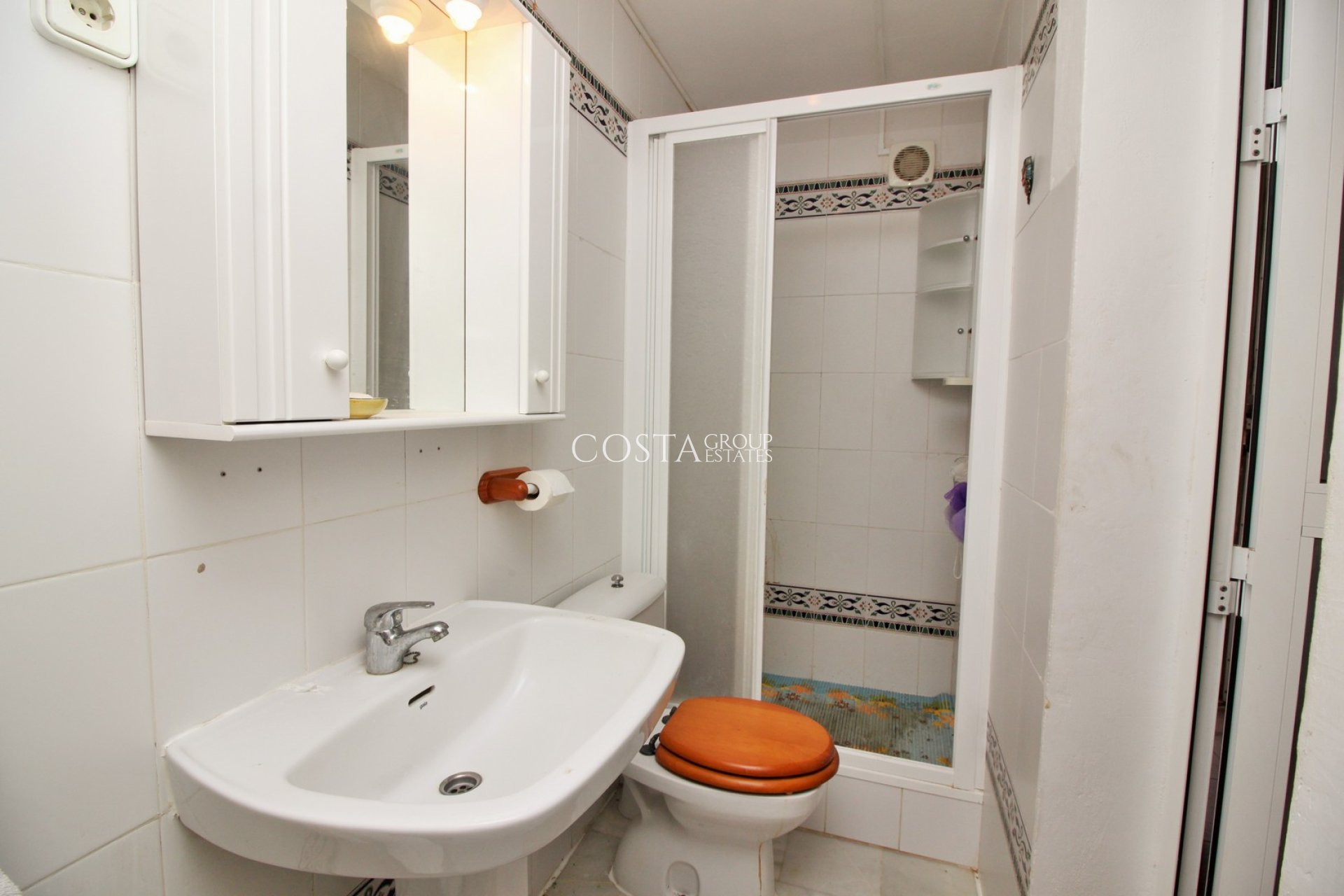 Wiederverkauf - House -
Villamartín