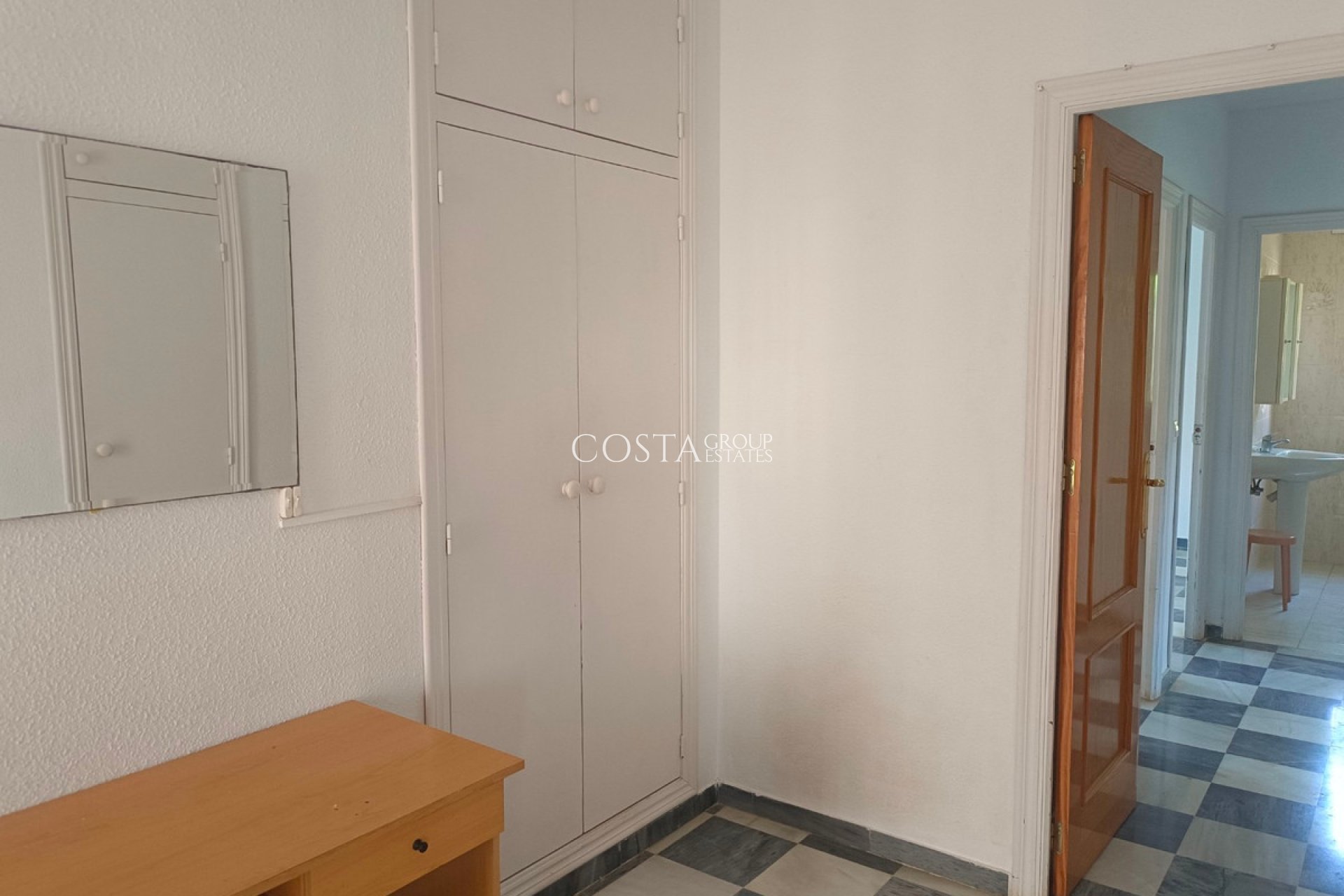 Wiederverkauf - Villa -
Aguilas - Águilas Centro