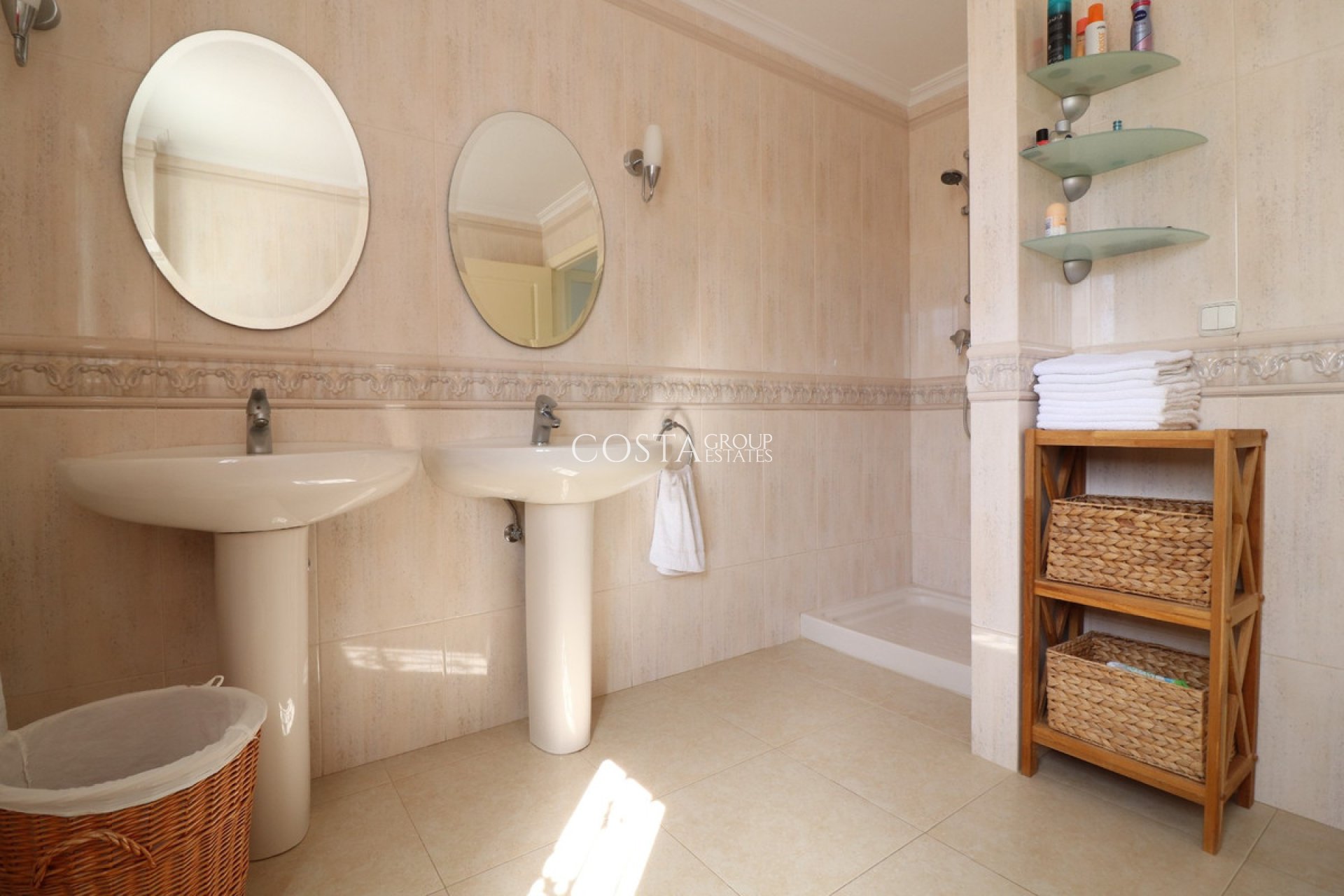 Wiederverkauf - Villa -
Algorfa - Algorfa Centro