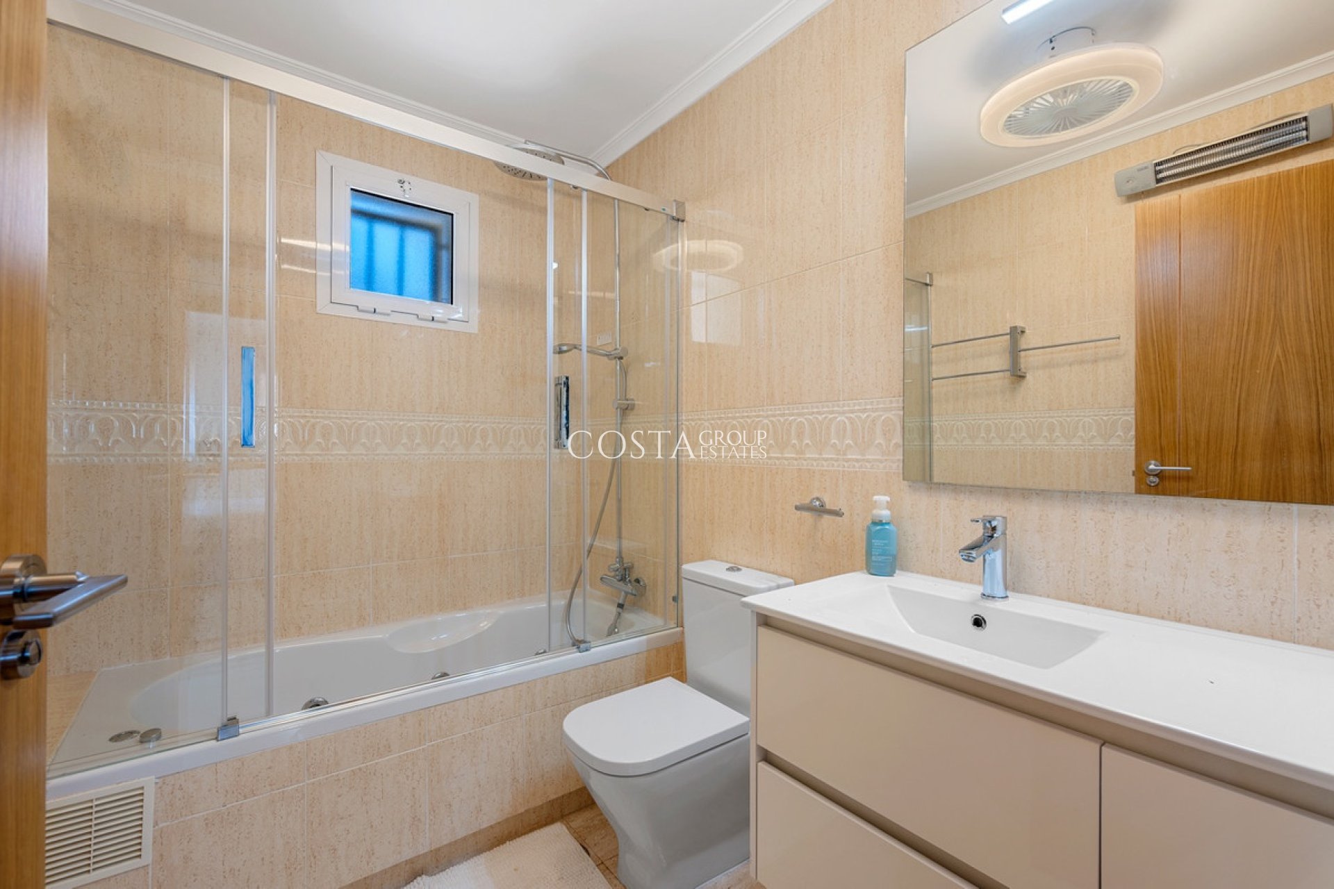 Wiederverkauf - Villa -
Algorfa