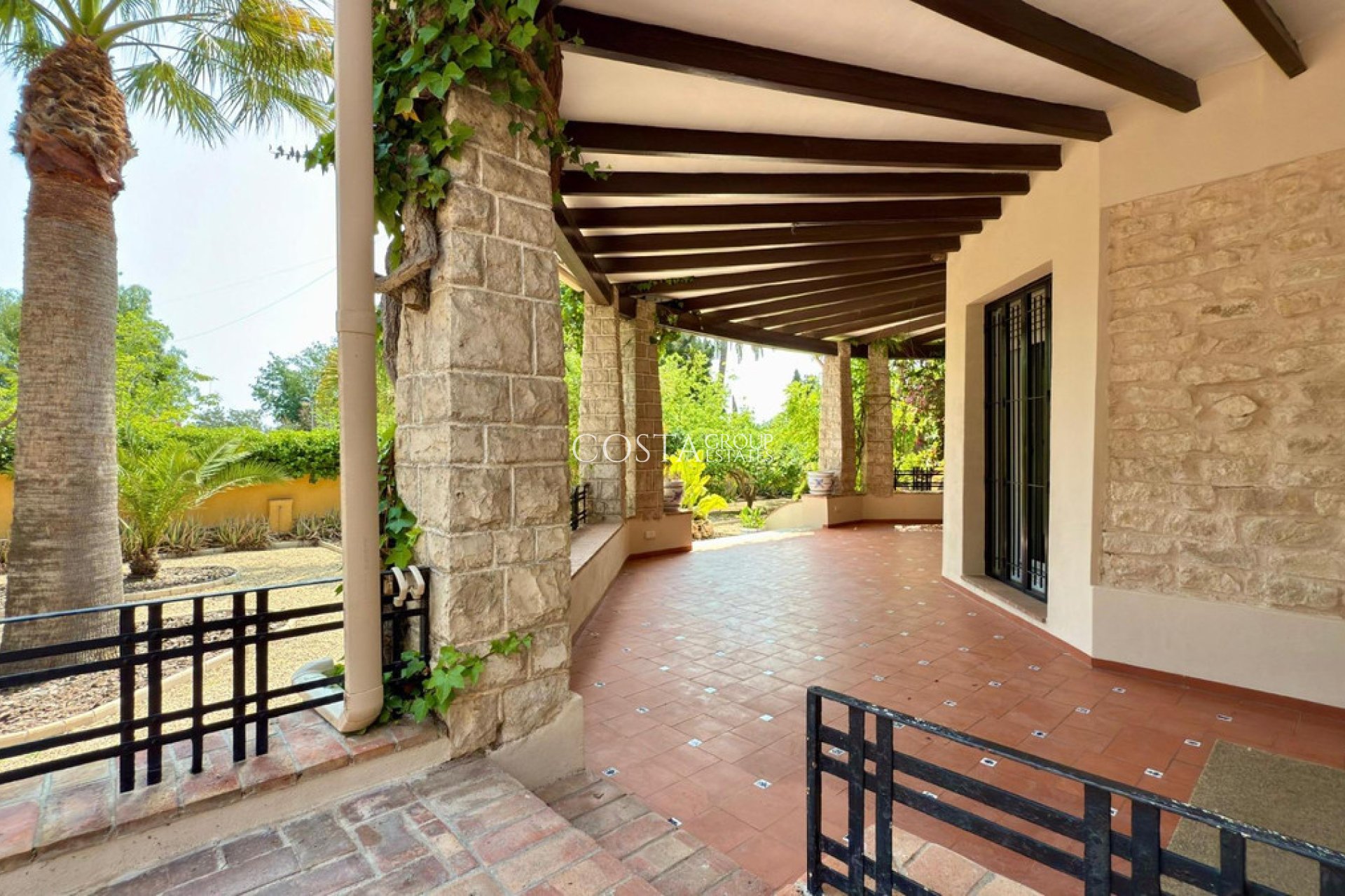 Wiederverkauf - Villa -
Alicante - Alicante Centro