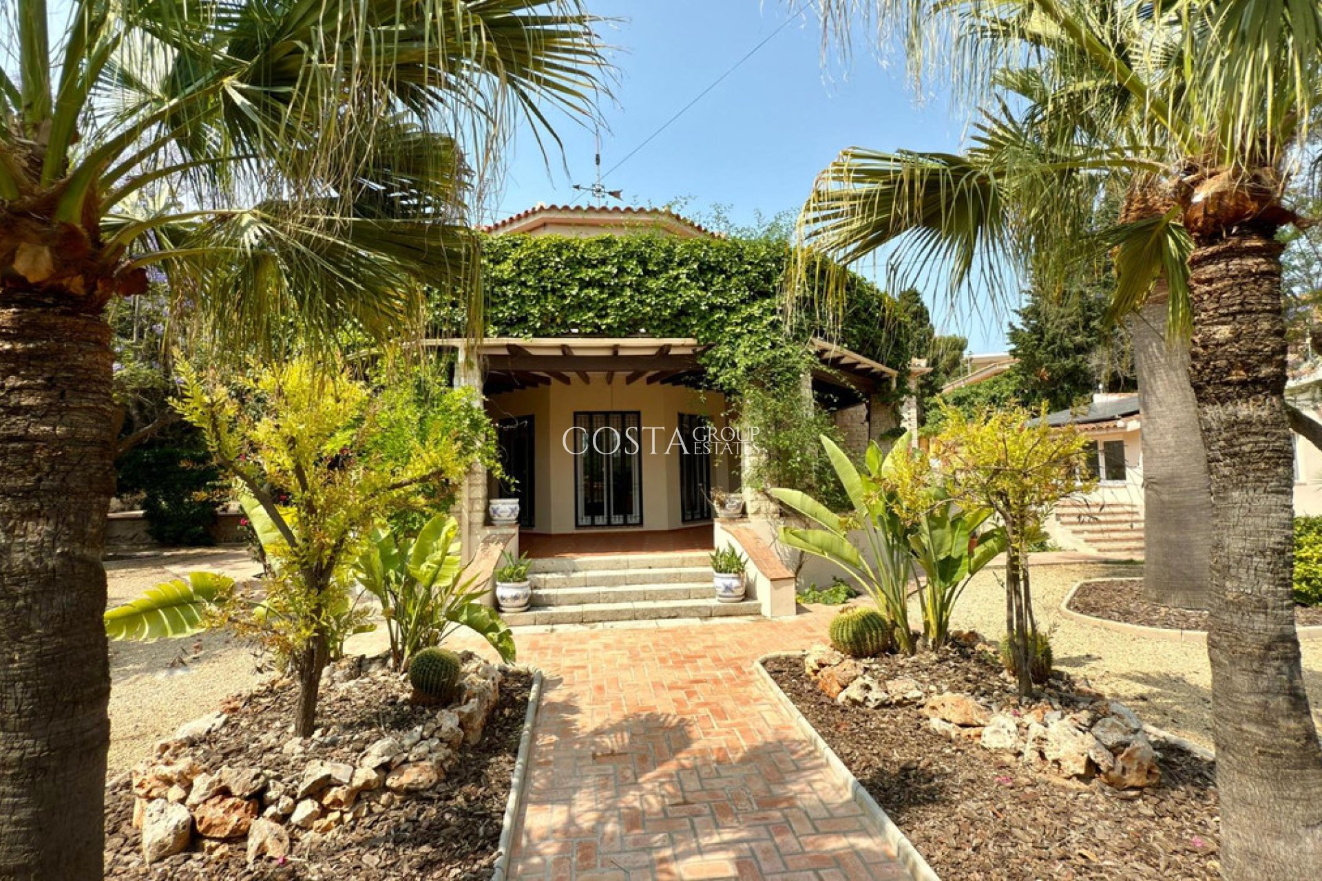 Wiederverkauf - Villa -
Alicante - Alicante Centro