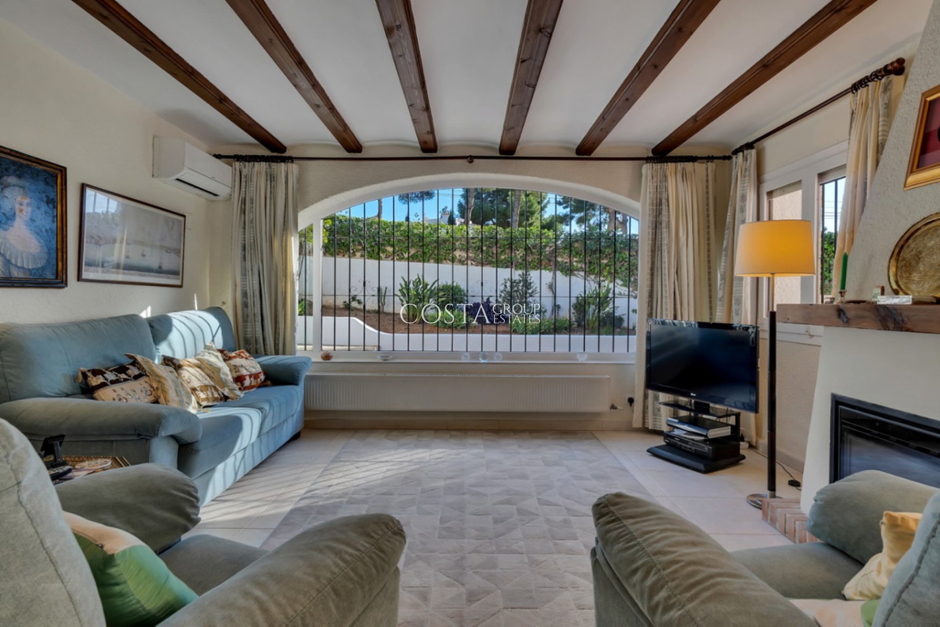 Wiederverkauf - Villa -
Alicante - Alicante Centro