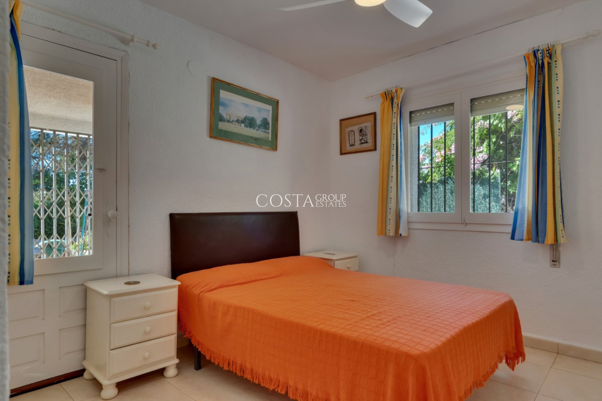 Wiederverkauf - Villa -
Alicante - Alicante Centro