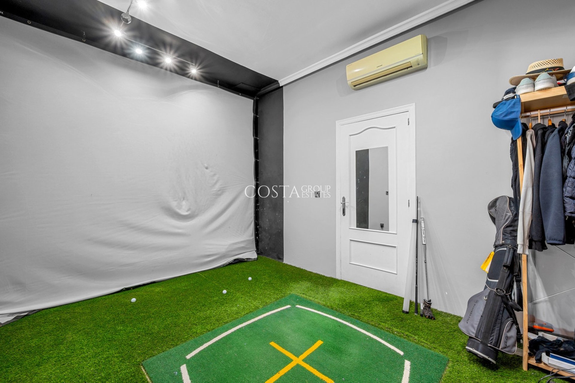 Wiederverkauf - Villa -
Almoradí - Almoradi Centro