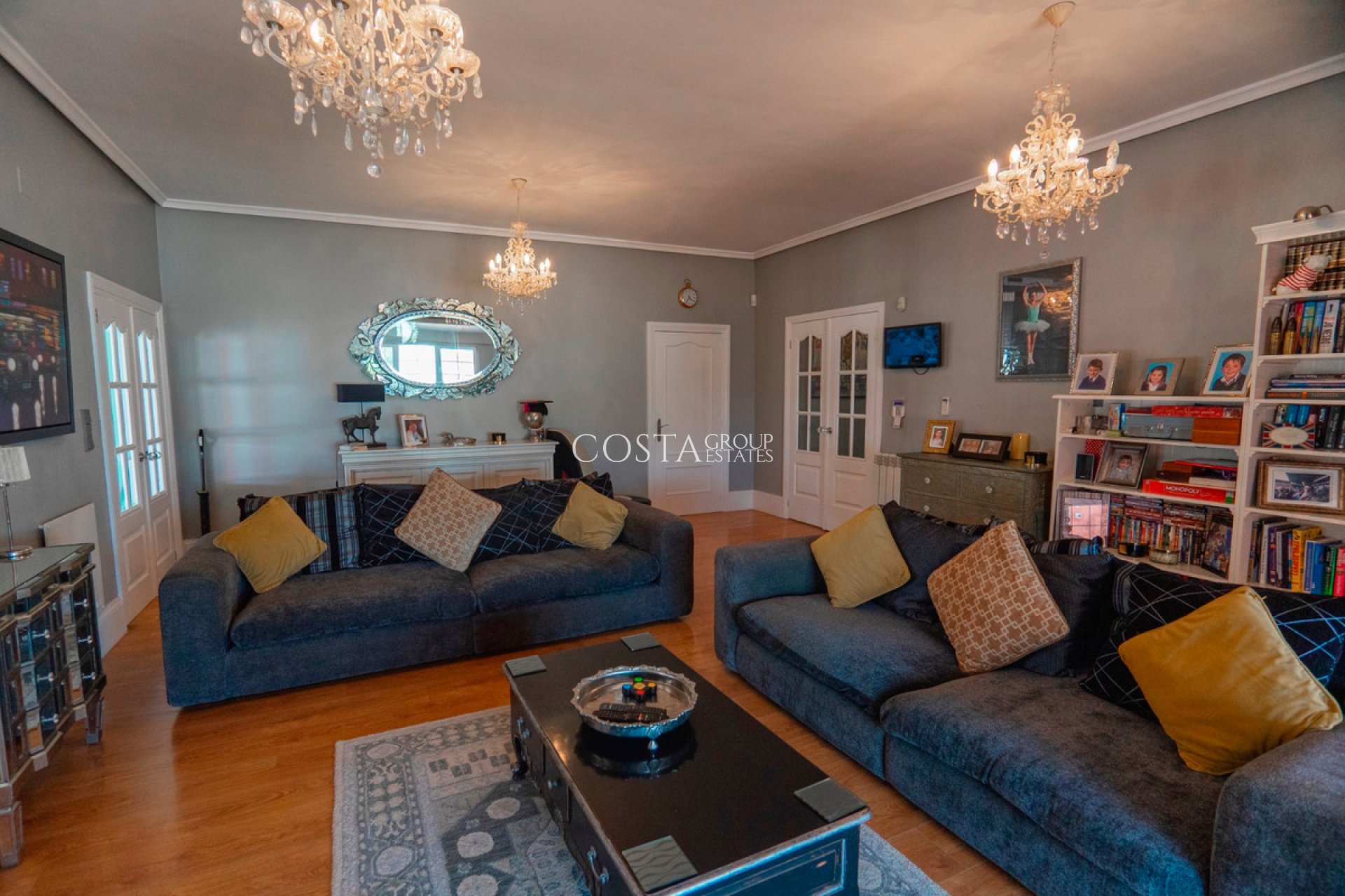 Wiederverkauf - Villa -
Almoradí - Heredades