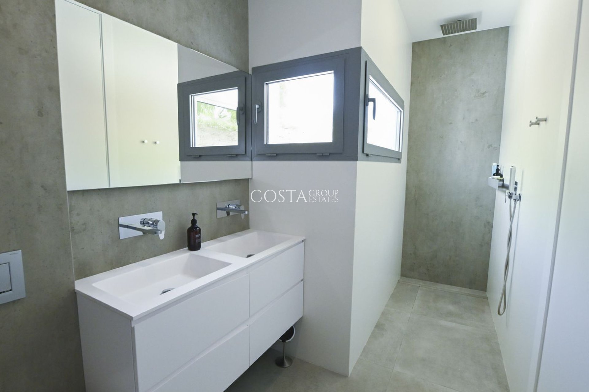 Wiederverkauf - Villa -
Altea - Altea Hills