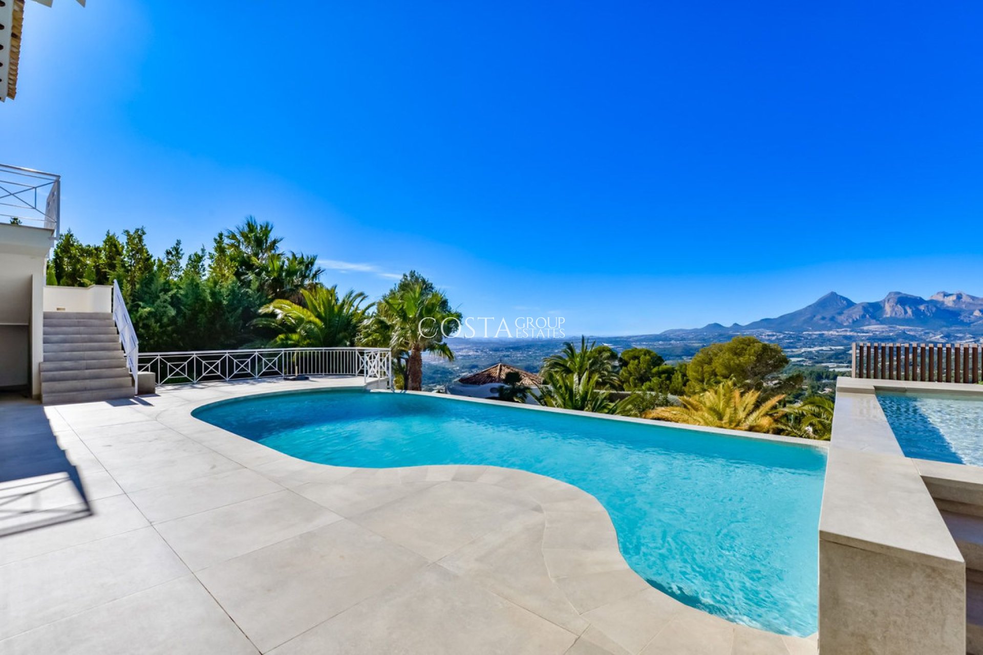 Wiederverkauf - Villa -
Altea - Altea Hills