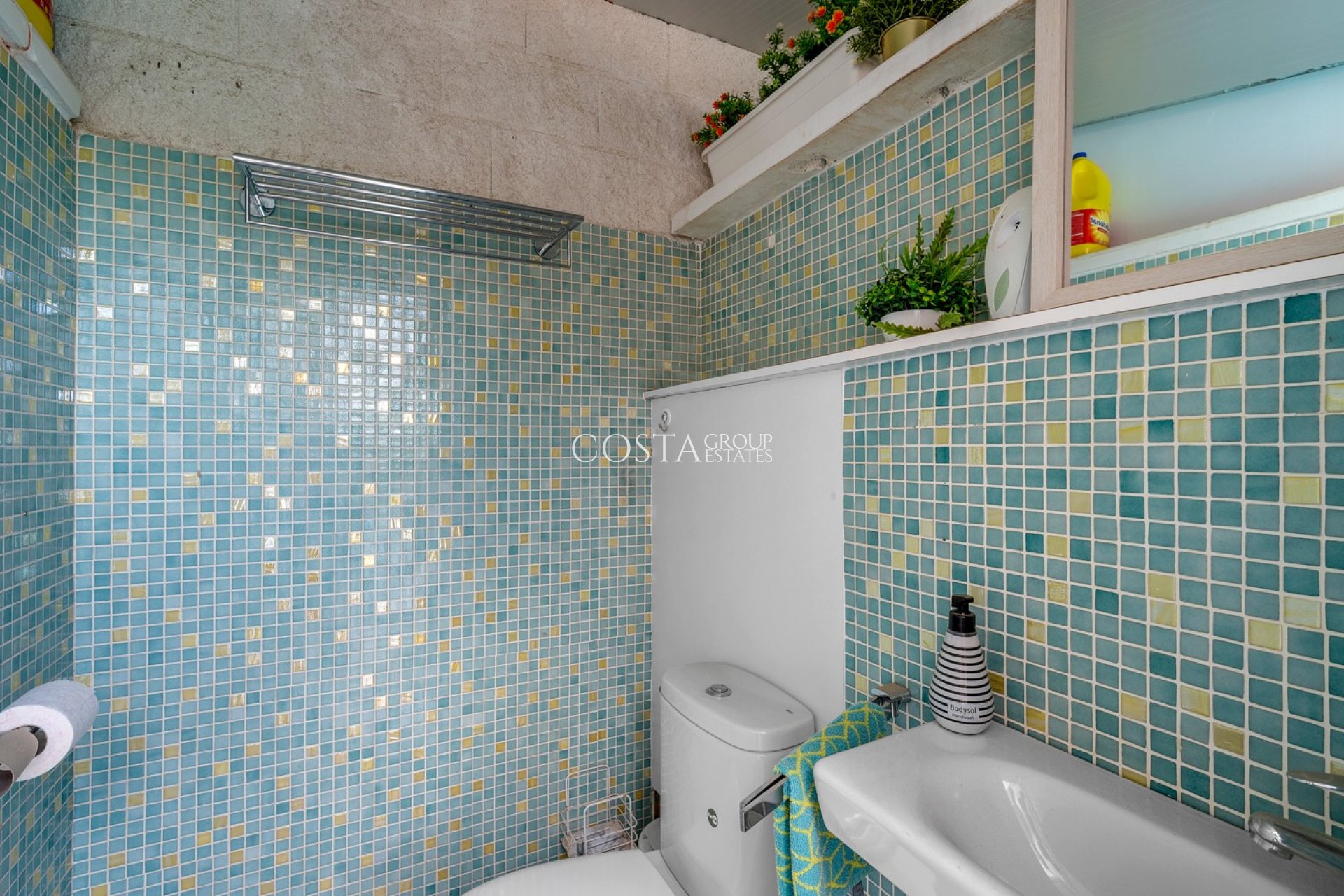 Wiederverkauf - Villa -
Benijofar