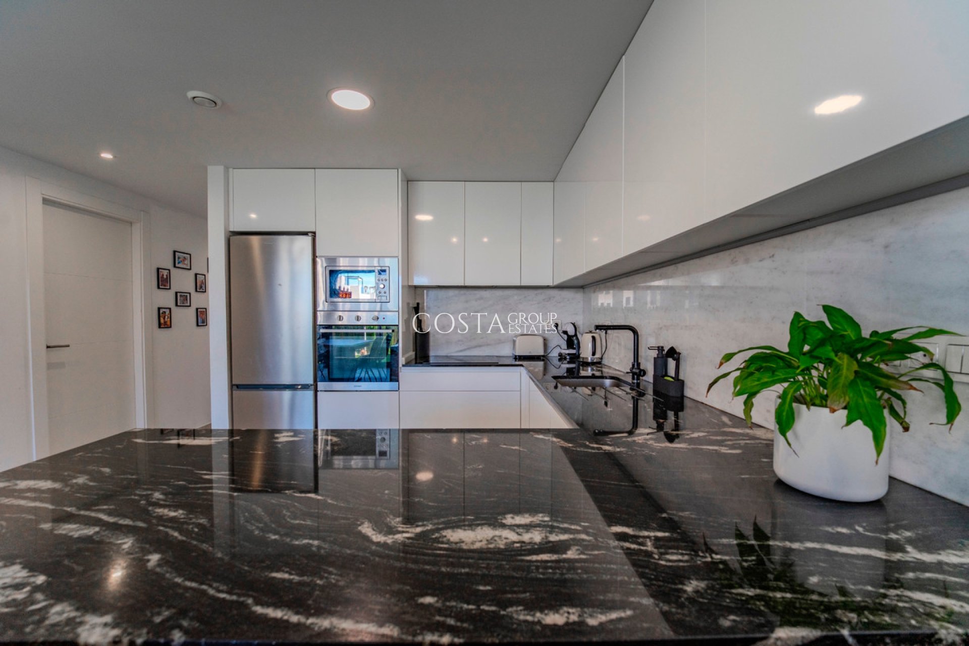 Wiederverkauf - Villa -
Benijofar