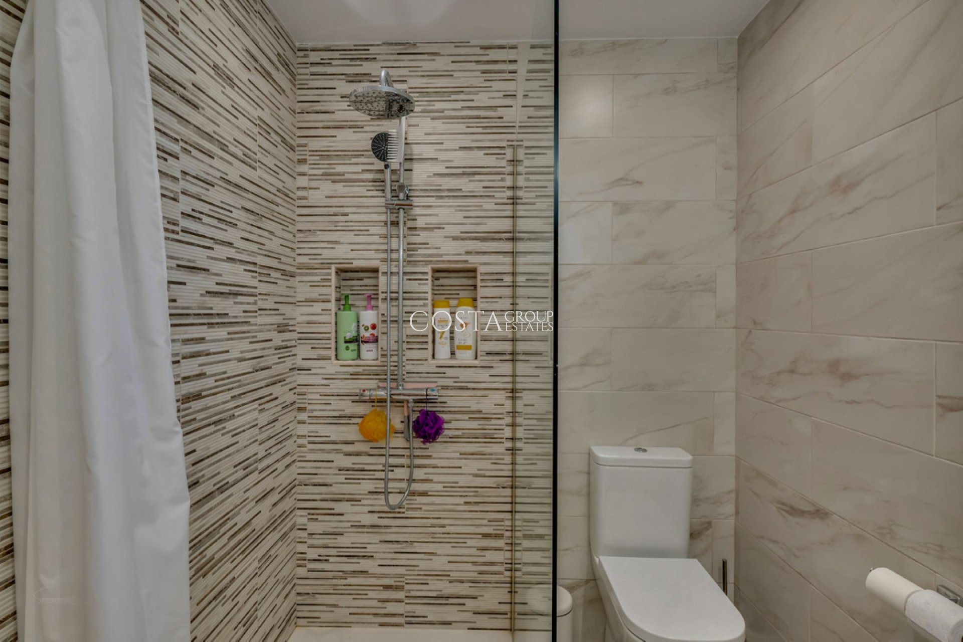 Wiederverkauf - Villa -
Benissa