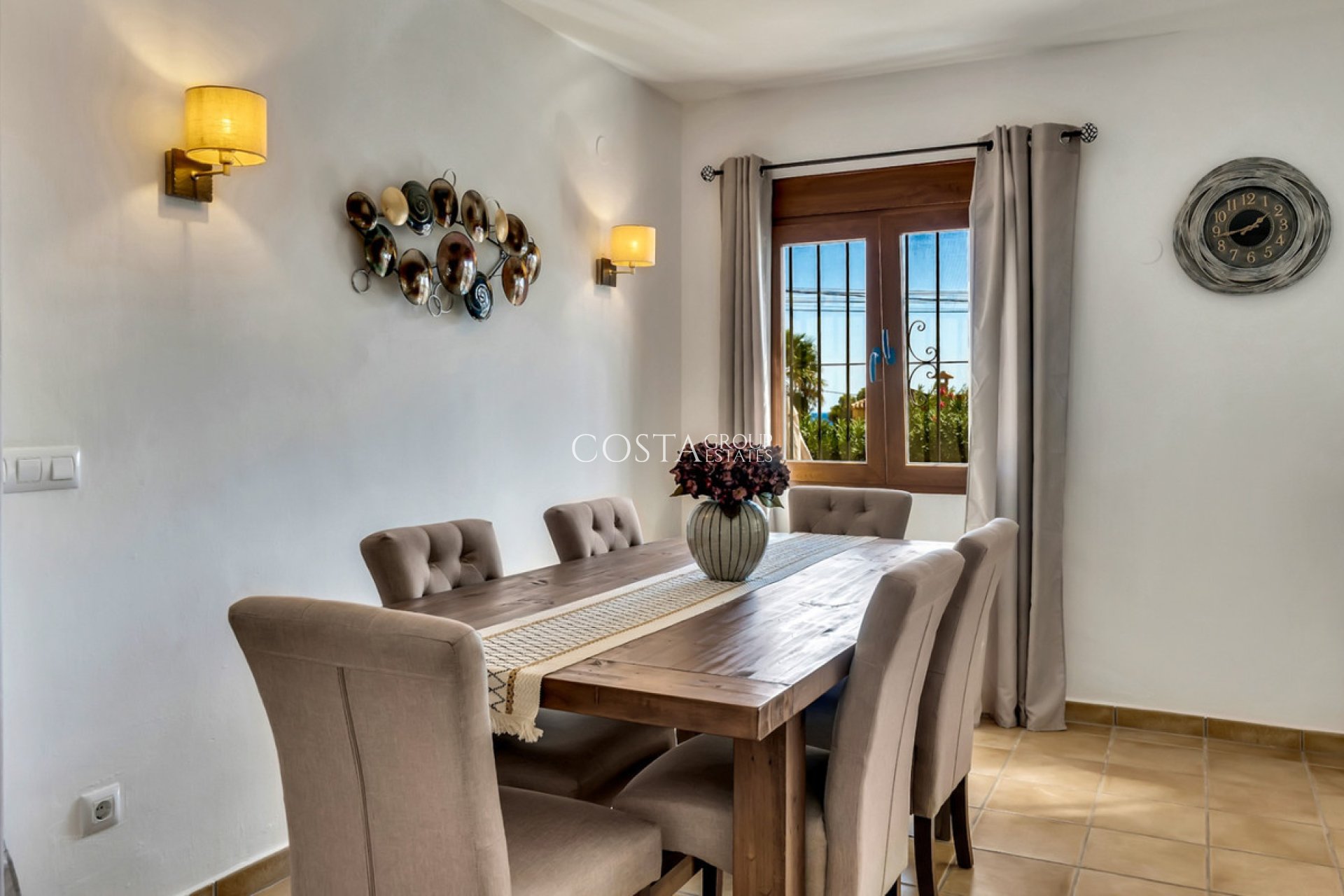 Wiederverkauf - Villa -
Benissa