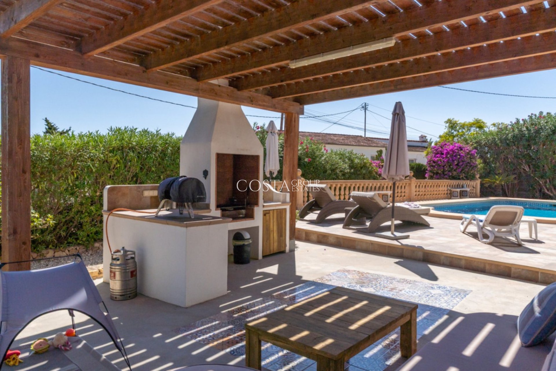 Wiederverkauf - Villa -
Benissa