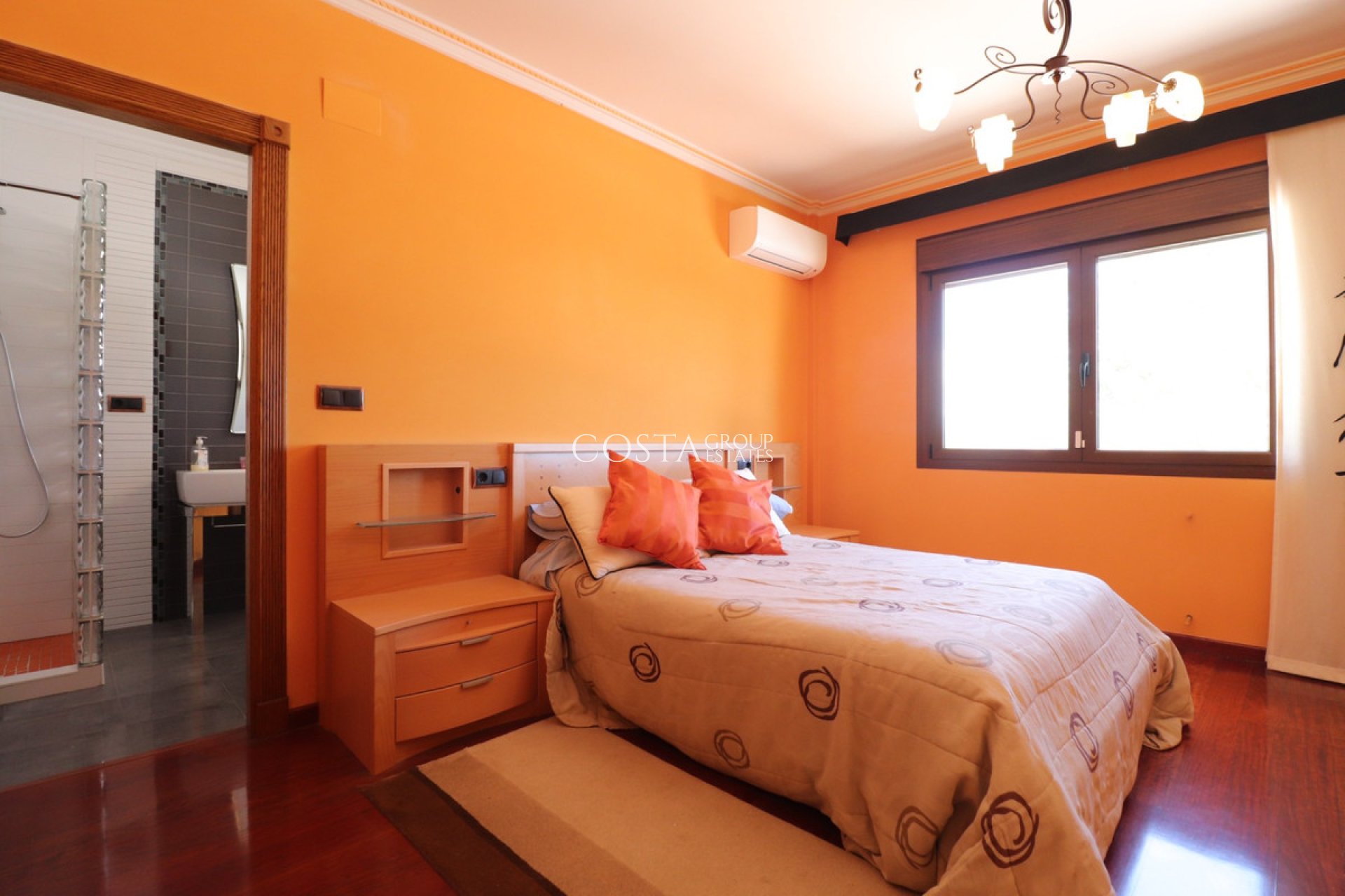 Wiederverkauf - Villa -
Callosa de Segura - Callosa de Segura Centro