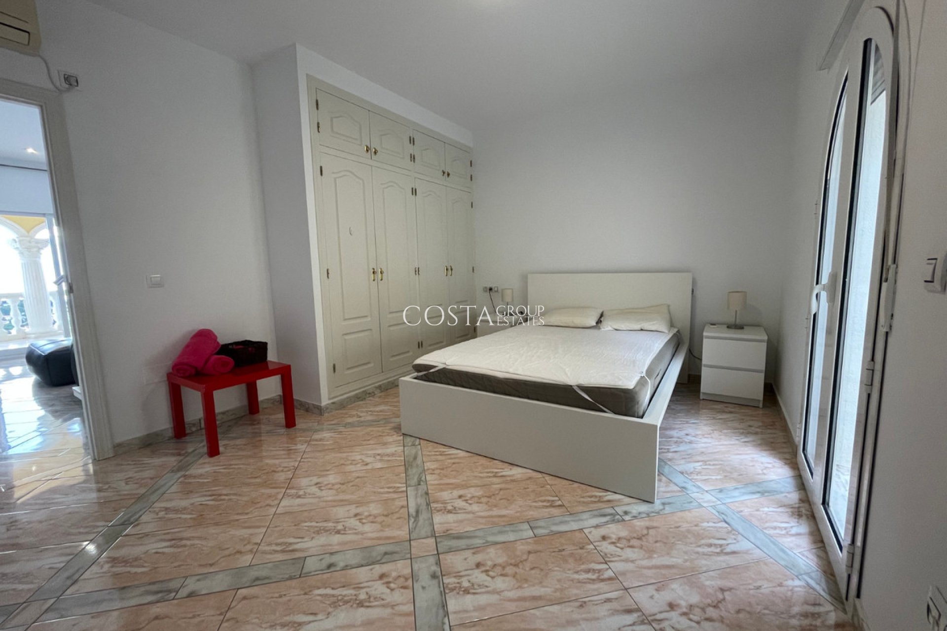 Wiederverkauf - Villa -
Calpe - Calpe Centro