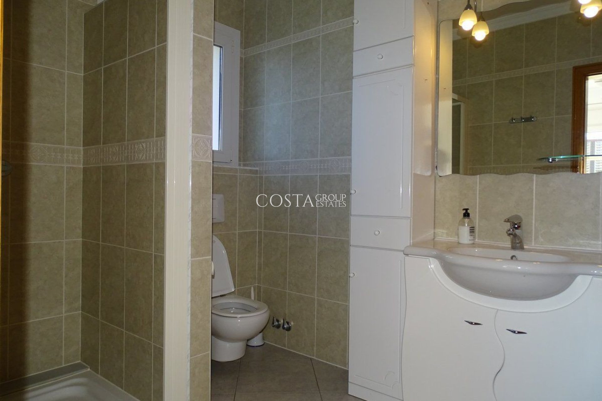 Wiederverkauf - Villa -
Calpe - Calpe Centro