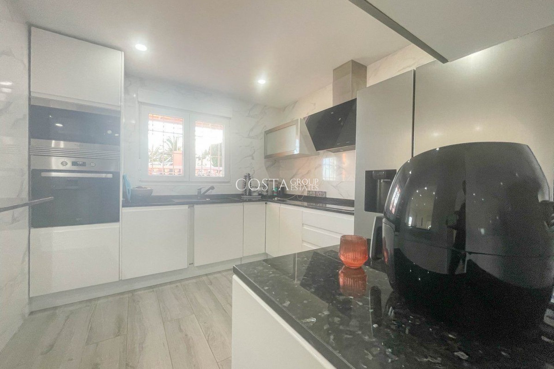 Wiederverkauf - Villa -
Calpe - Calpe Centro