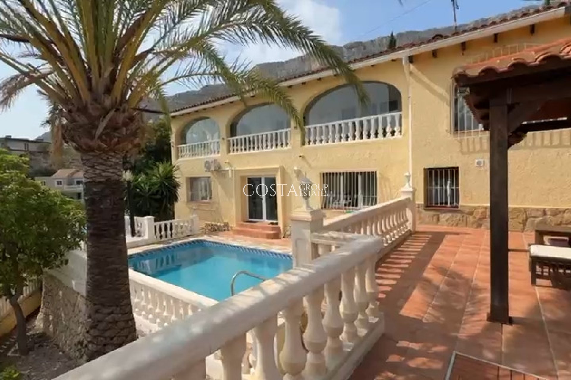 Wiederverkauf - Villa -
Calpe - Calpe Centro