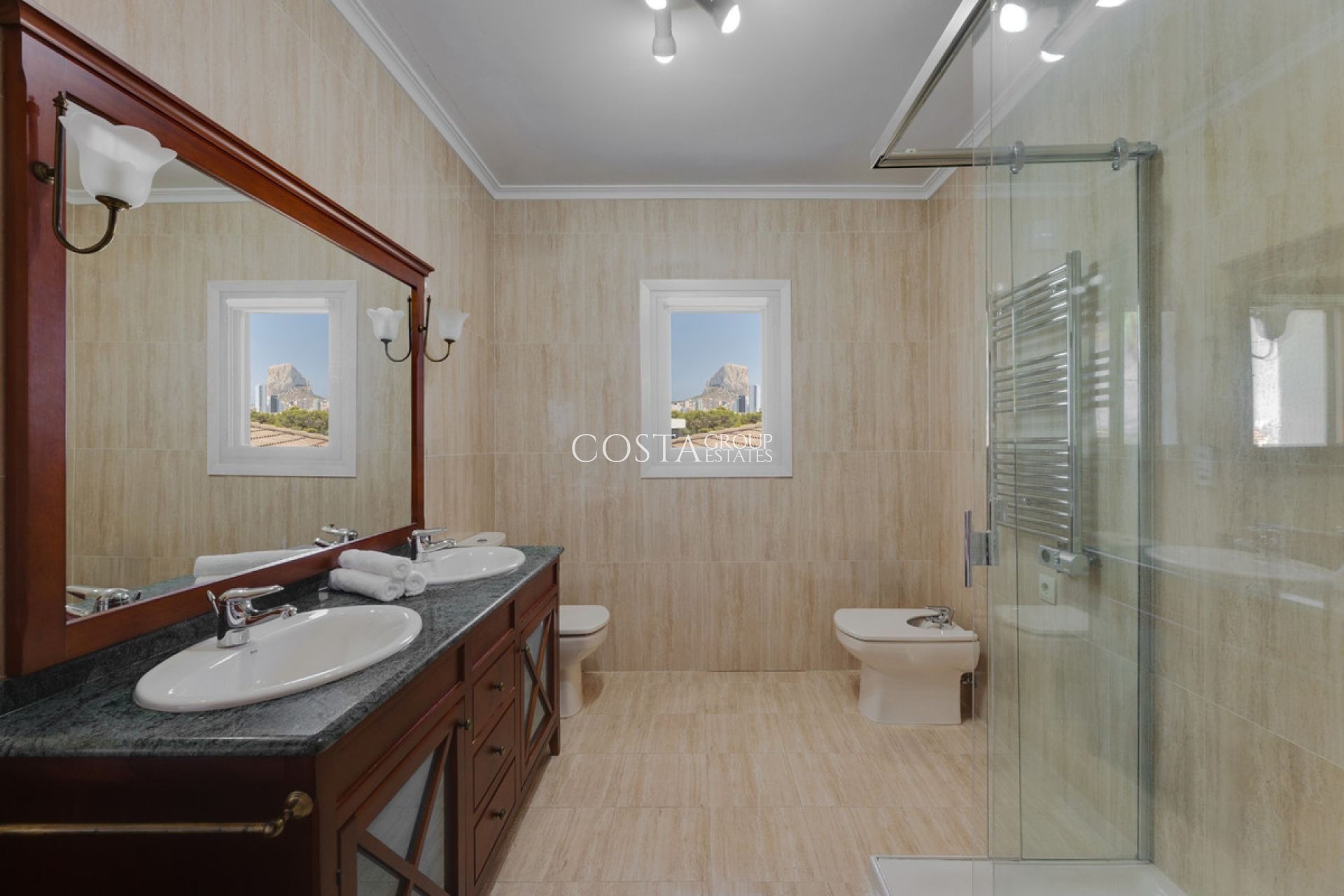 Wiederverkauf - Villa -
Calpe - Calpe Centro