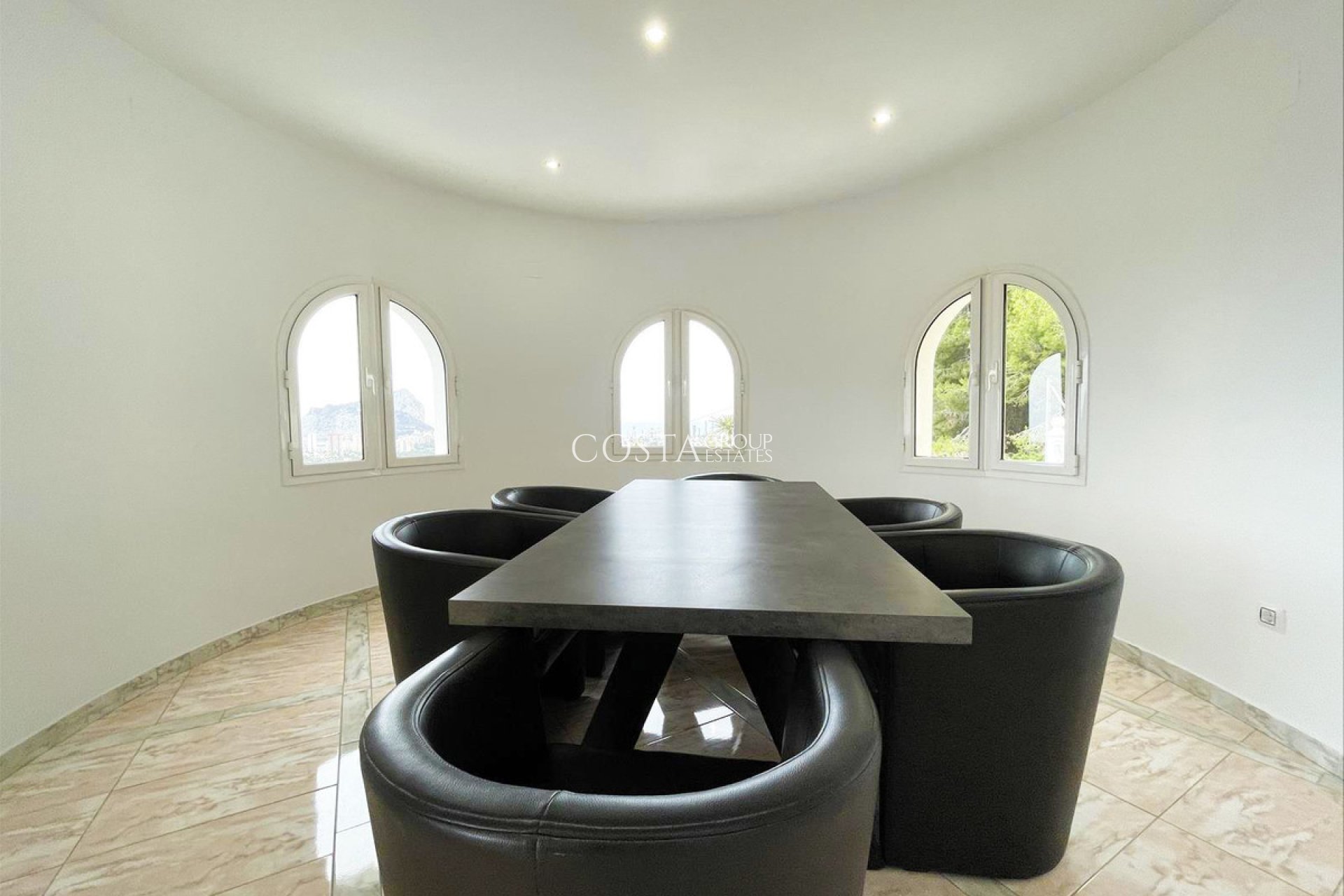 Wiederverkauf - Villa -
Calpe - Calpe Centro