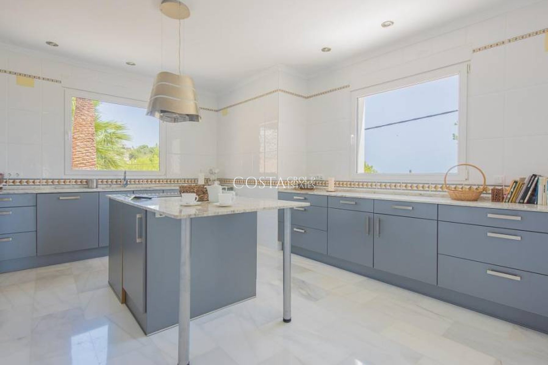 Wiederverkauf - Villa -
Calpe - Calpe Centro