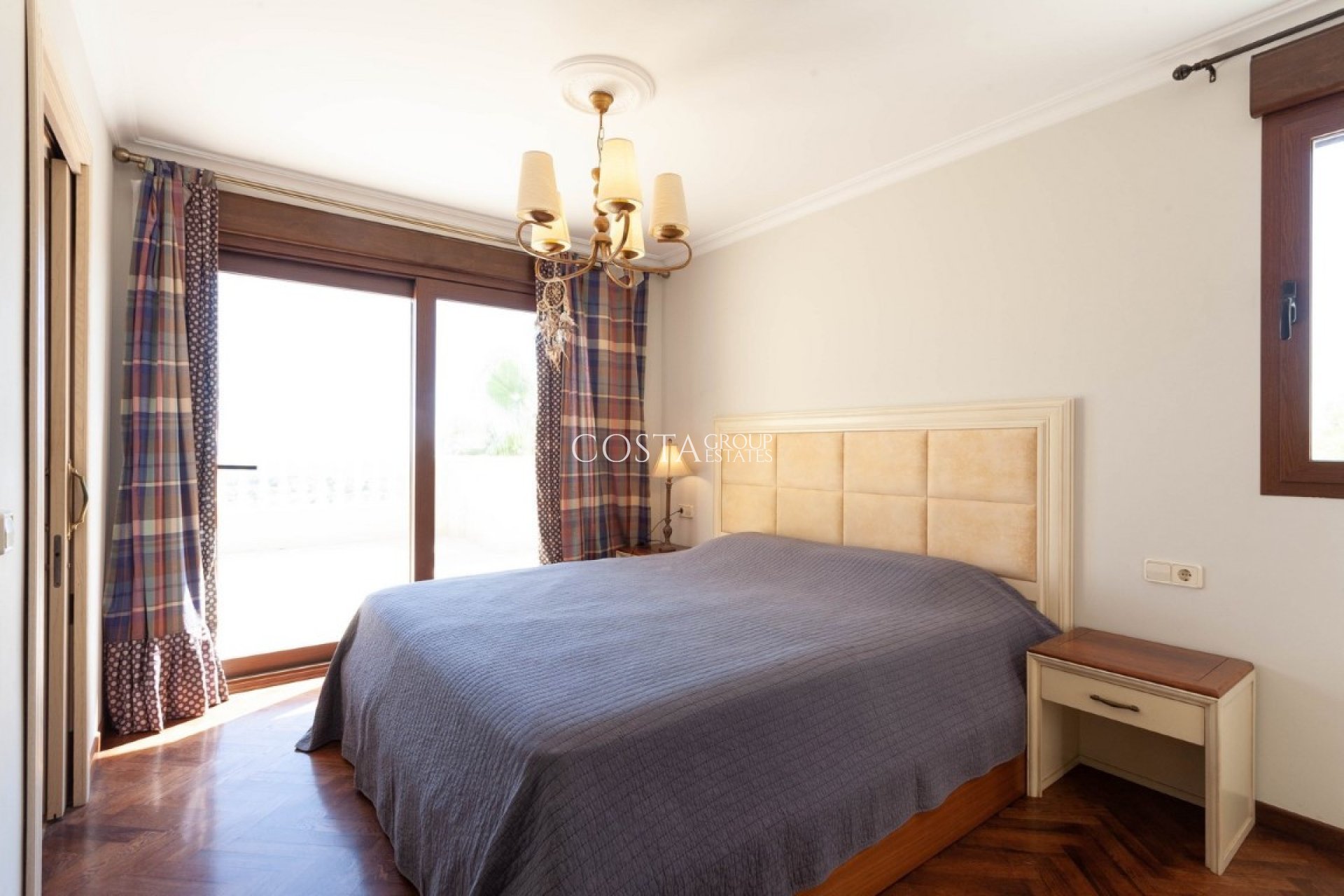 Wiederverkauf - Villa -
Calpe - Calpe Centro