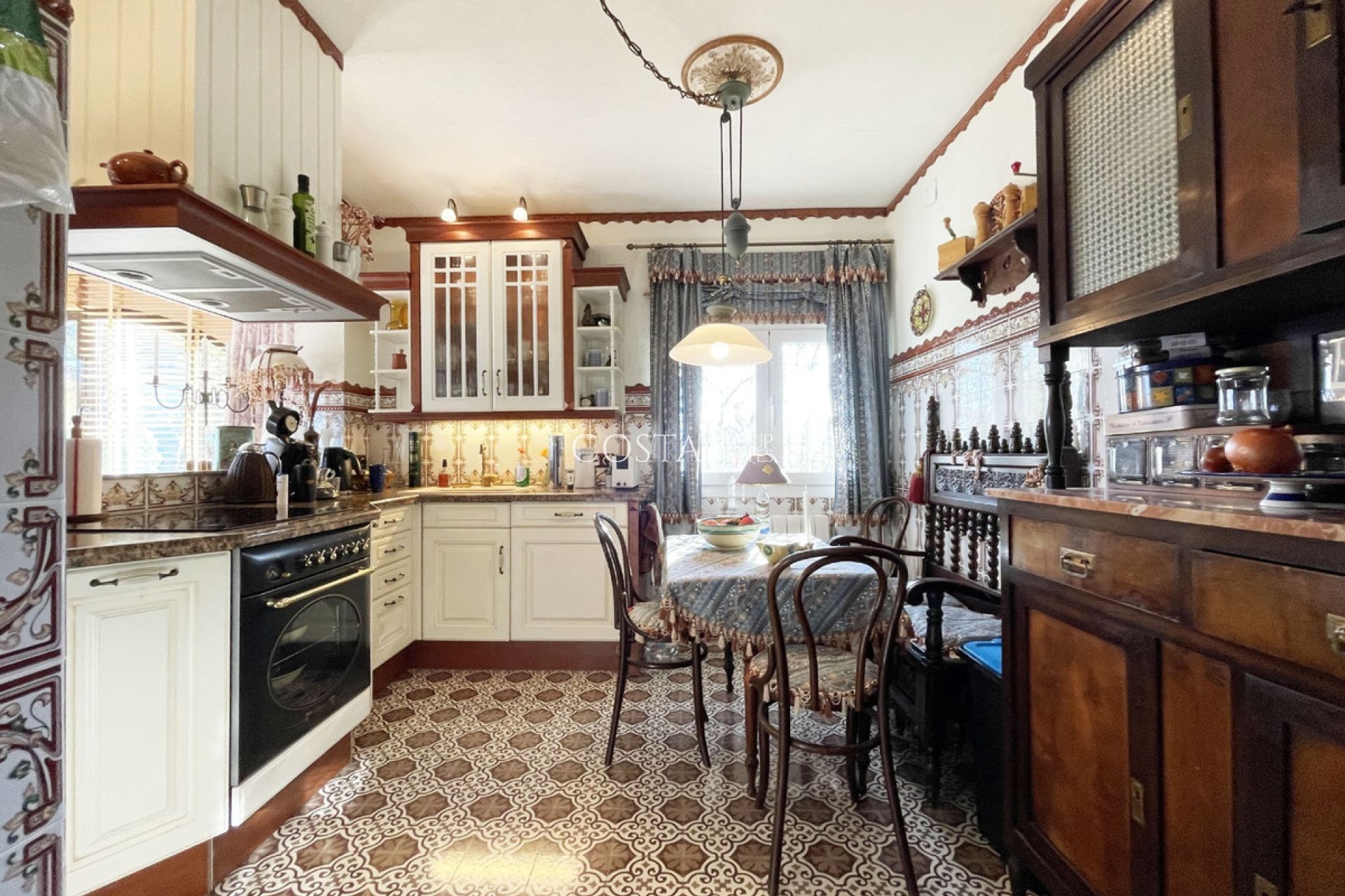 Wiederverkauf - Villa -
Calpe - Calpe Centro