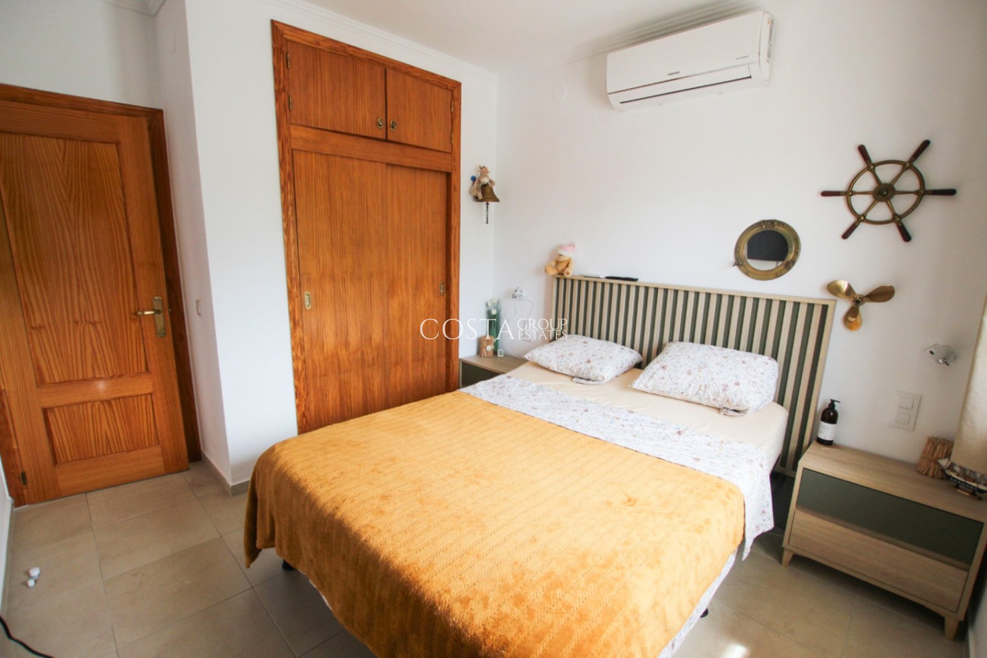 Wiederverkauf - Villa -
Calpe - Calpe Centro