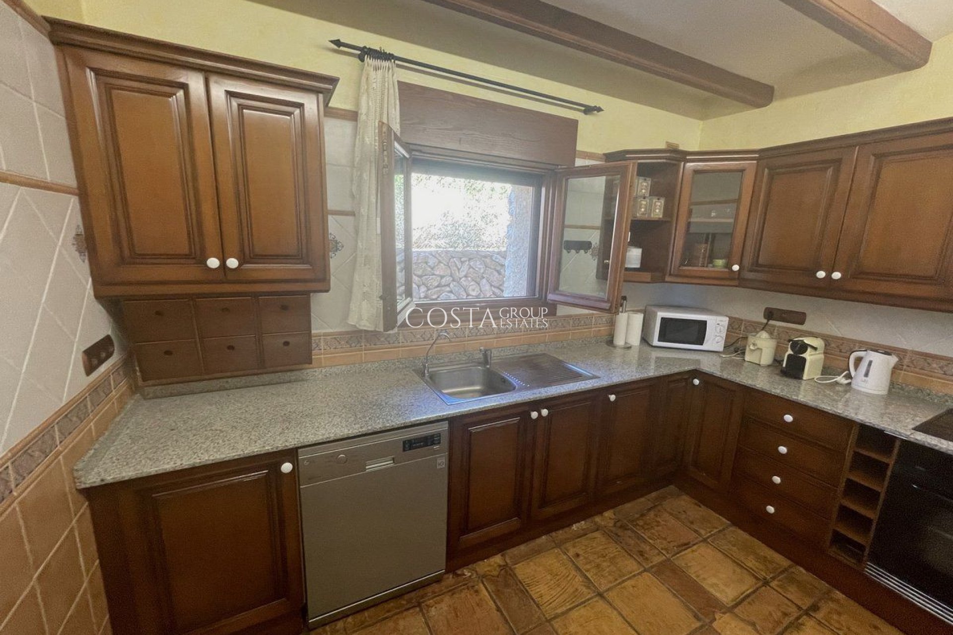 Wiederverkauf - Villa -
Calpe - Calpe Centro