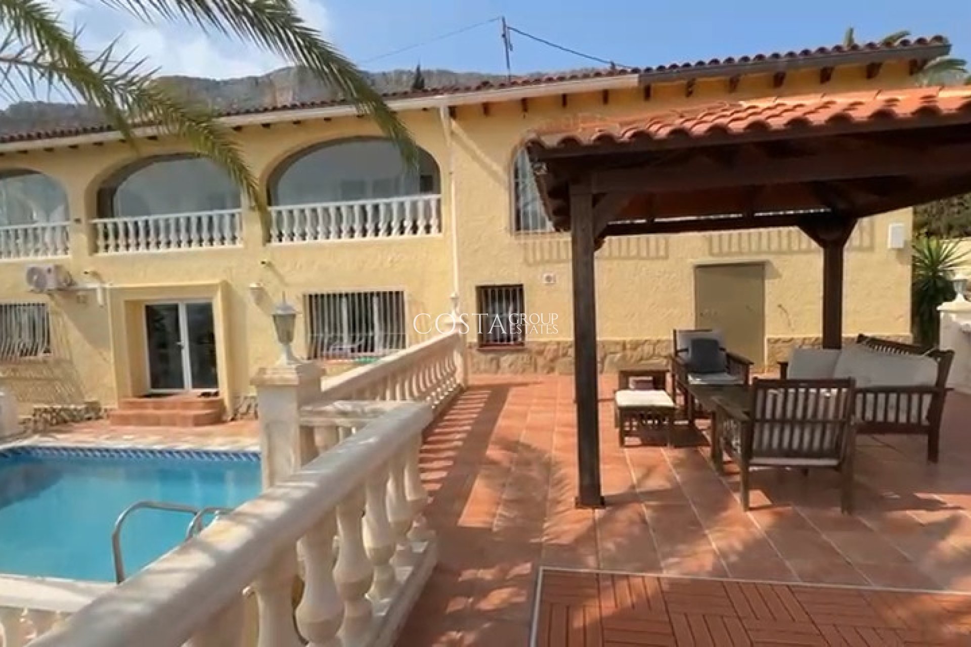 Wiederverkauf - Villa -
Calpe - Calpe Centro
