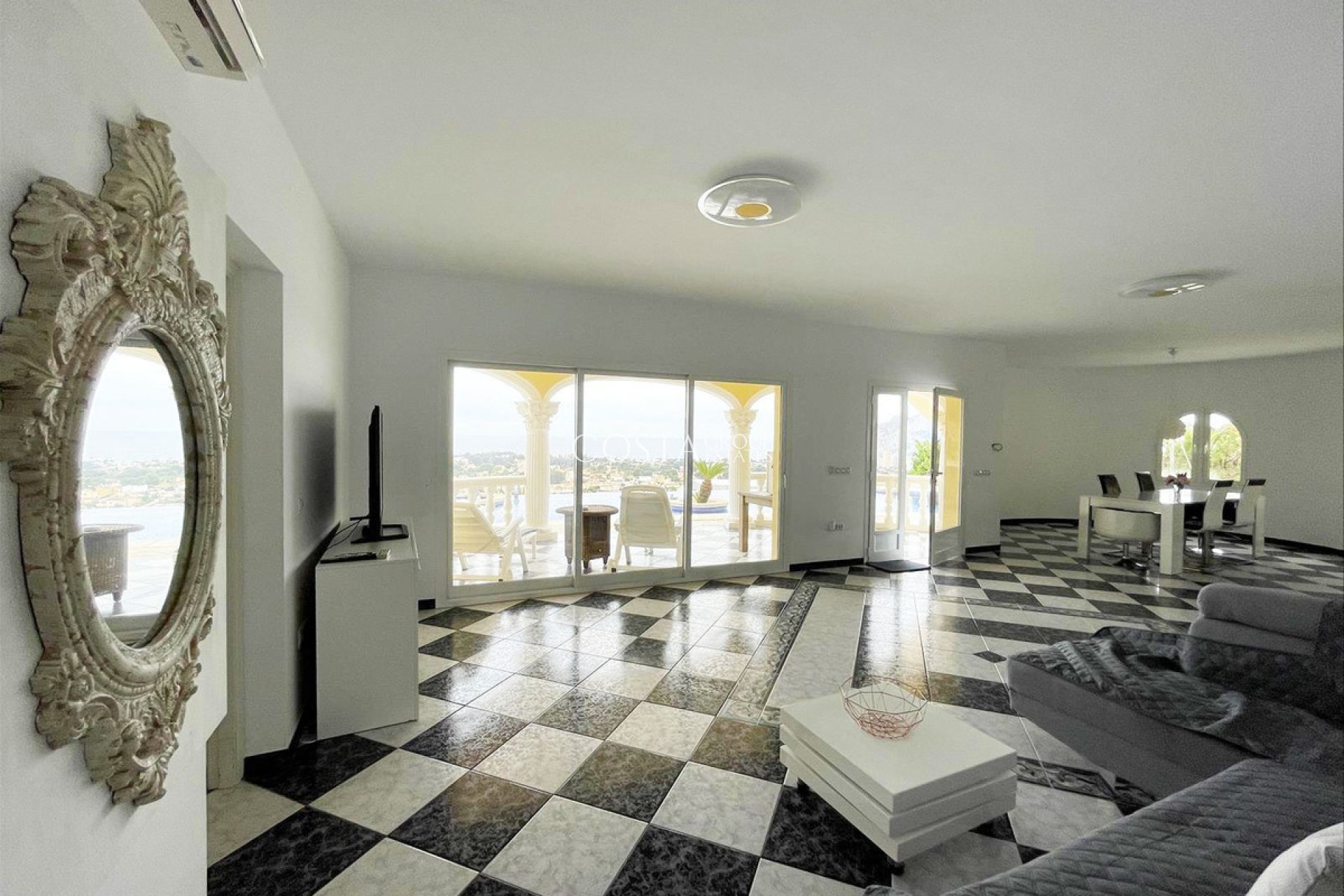 Wiederverkauf - Villa -
Calpe - Calpe Centro