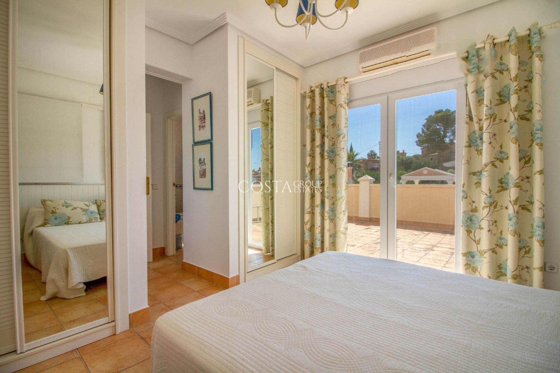 Wiederverkauf - Villa -
Calpe - Calpe Centro