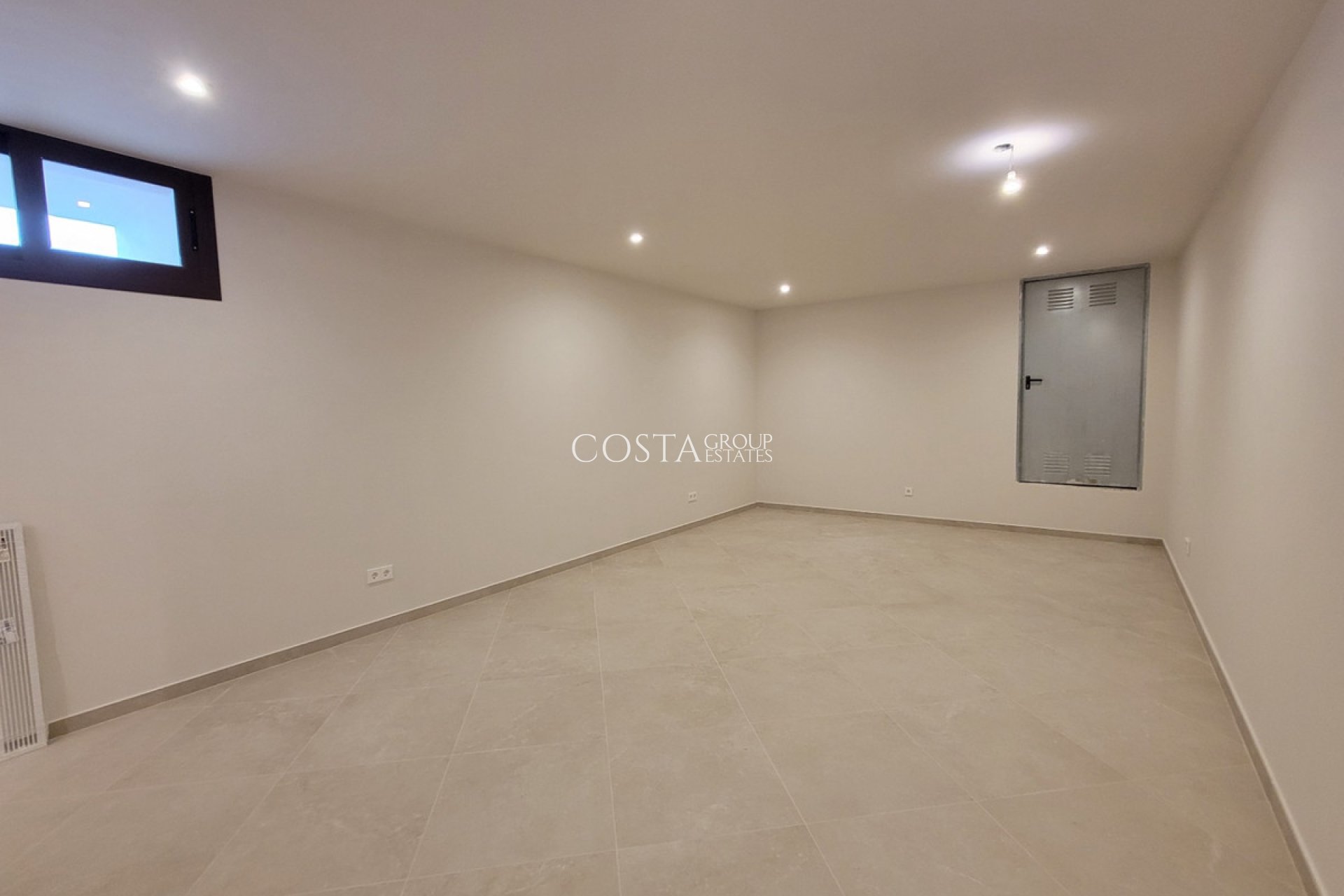 Wiederverkauf - Villa -
Calpe - Calpe Centro