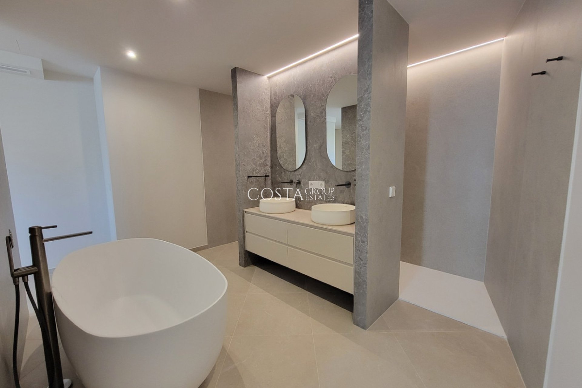 Wiederverkauf - Villa -
Calpe - Calpe Centro