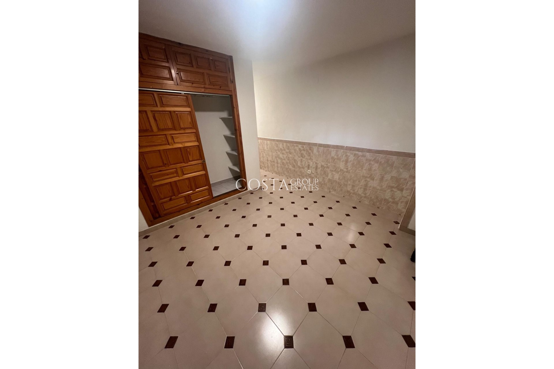 Wiederverkauf - Villa -
Calpe - Calpe Centro