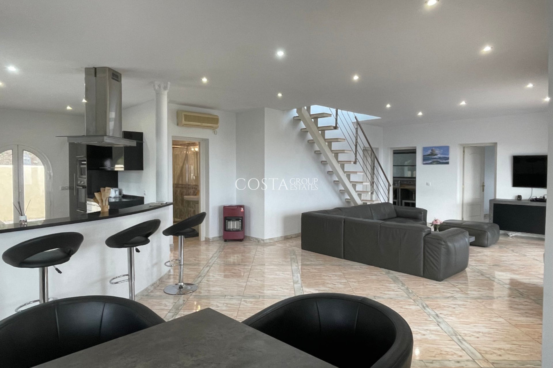 Wiederverkauf - Villa -
Calpe - Calpe Centro