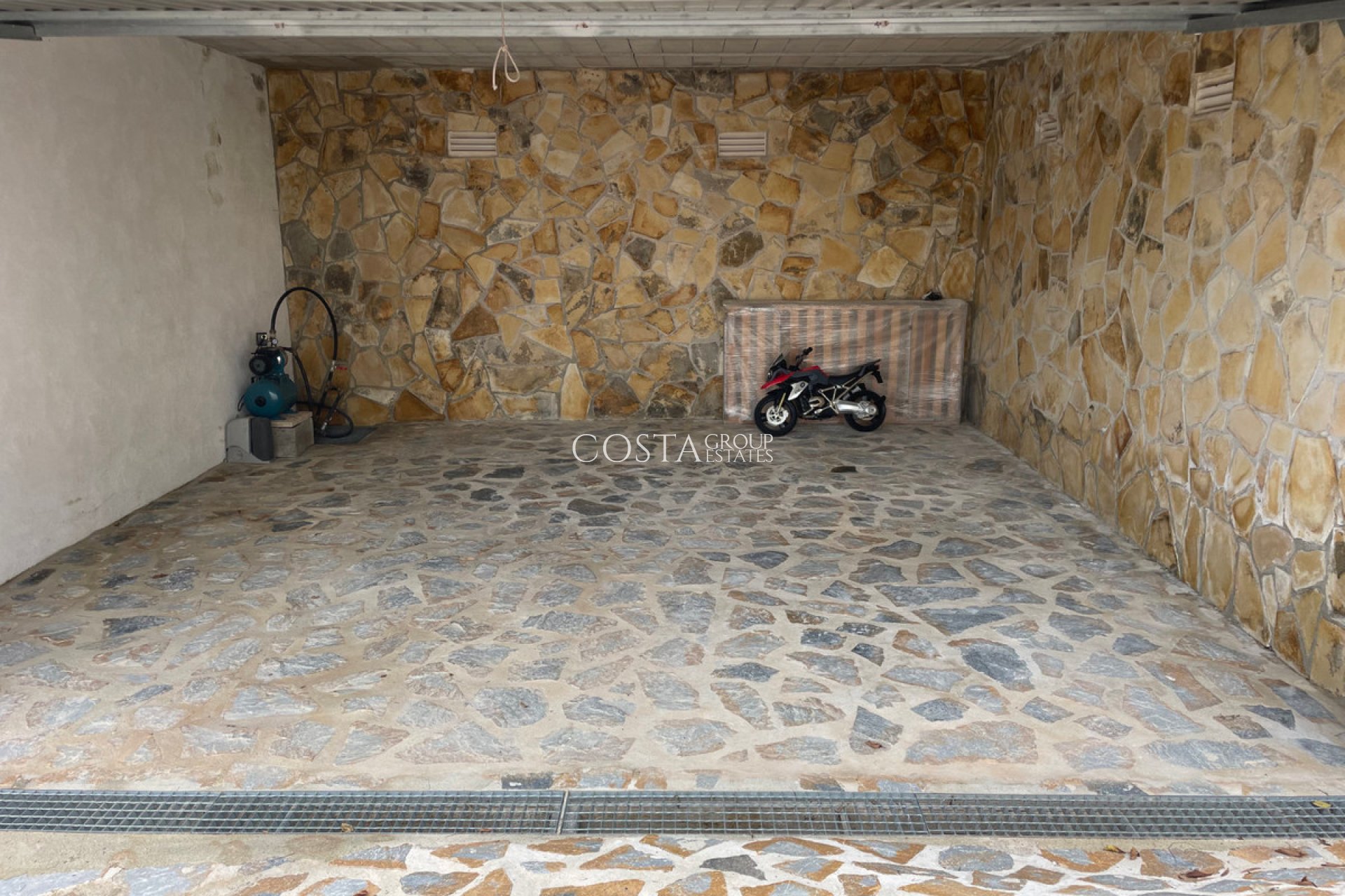 Wiederverkauf - Villa -
Calpe - Calpe Centro