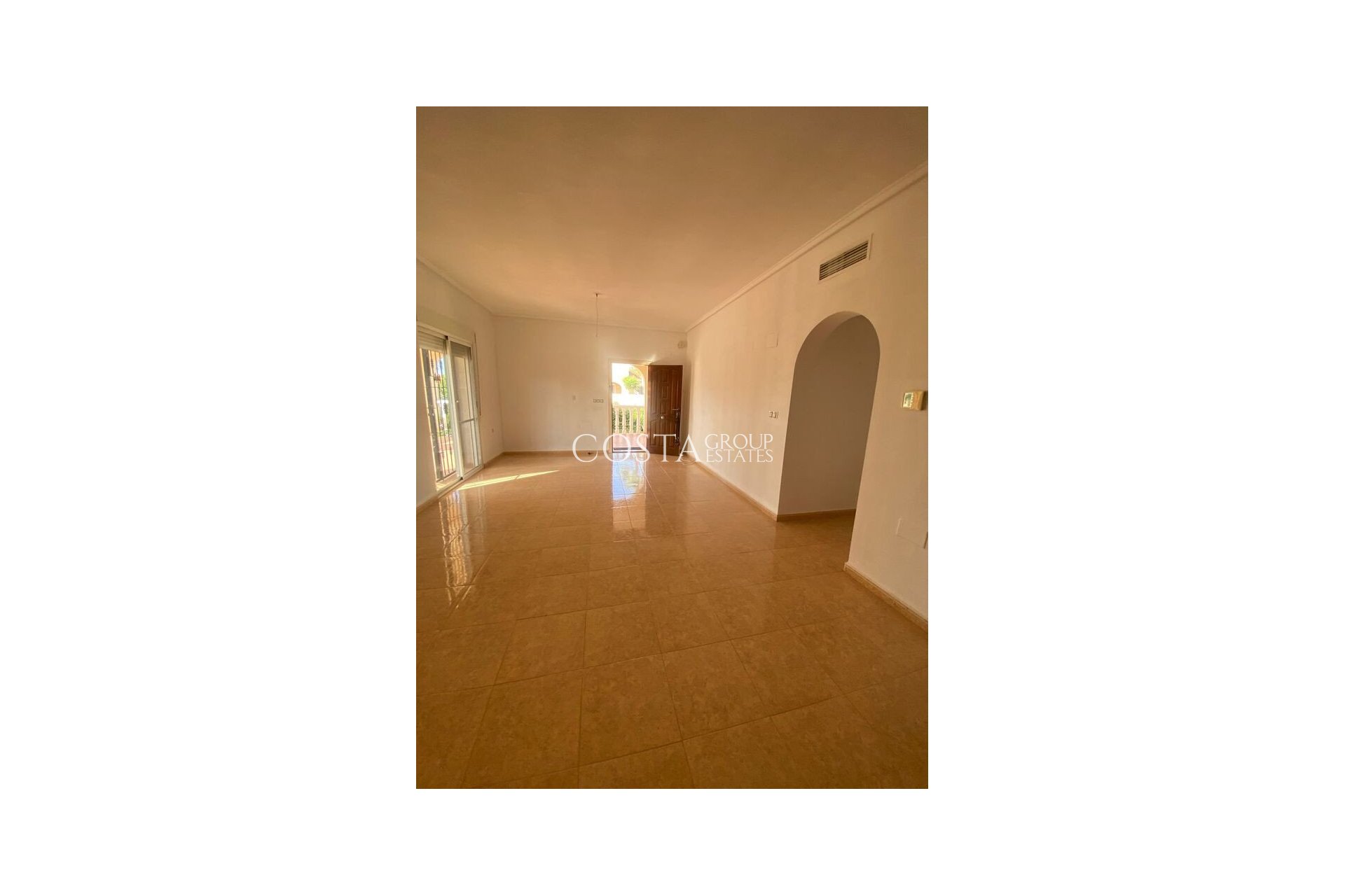 Wiederverkauf - Villa -
Catral - Catral Centro