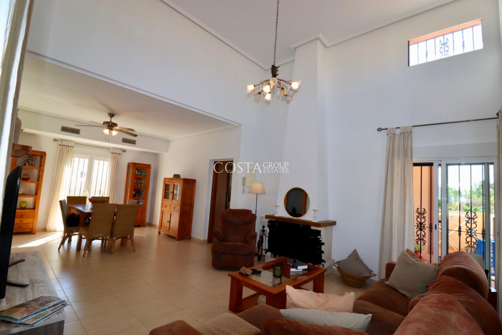 Wiederverkauf - Villa -
Catral - Catral Centro